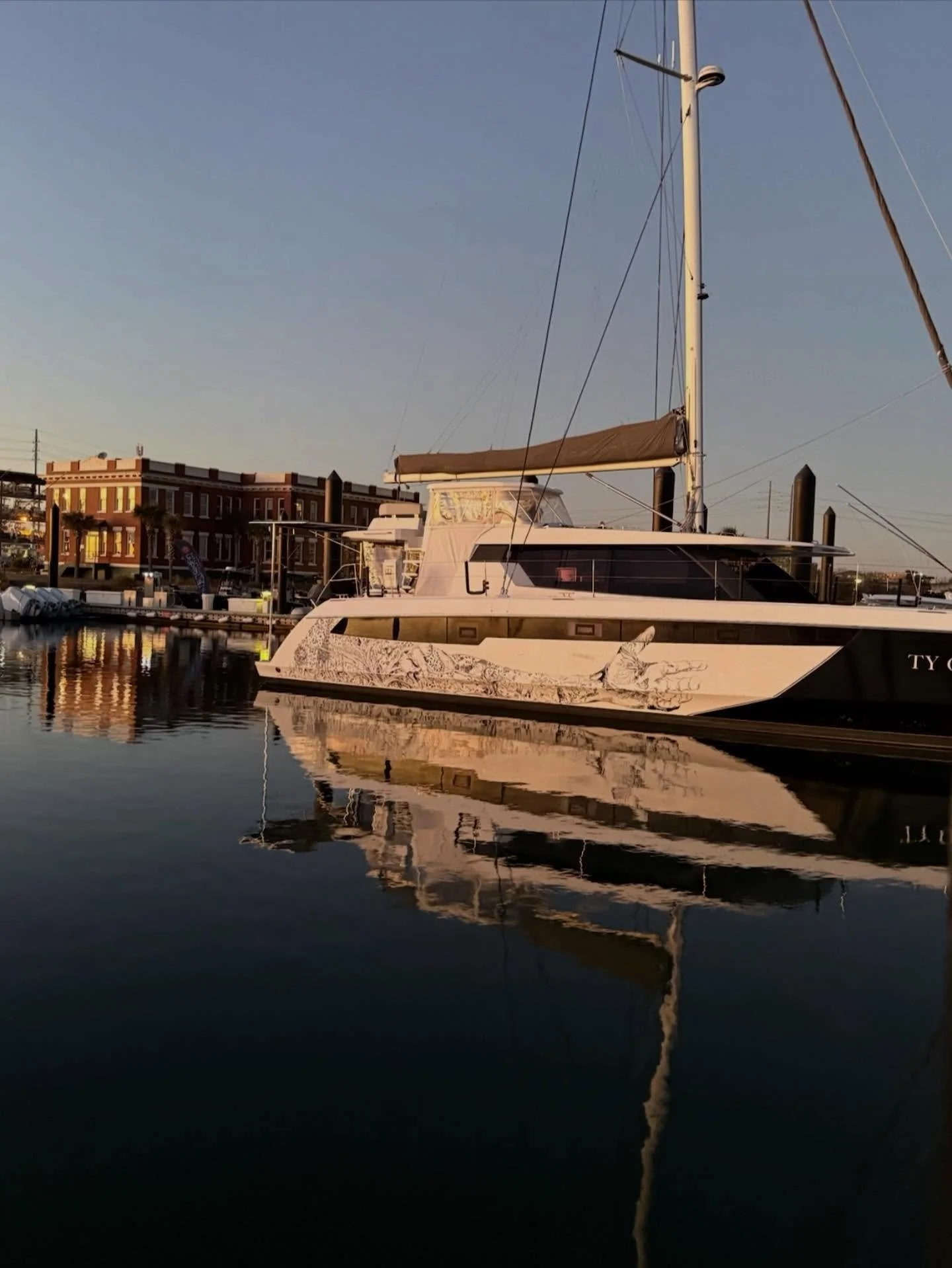 Details matter. From the custom hull art to the calmest mornings in the harbor, we&rsquo;re making sure every moment onboard is a masterpiece🛥️