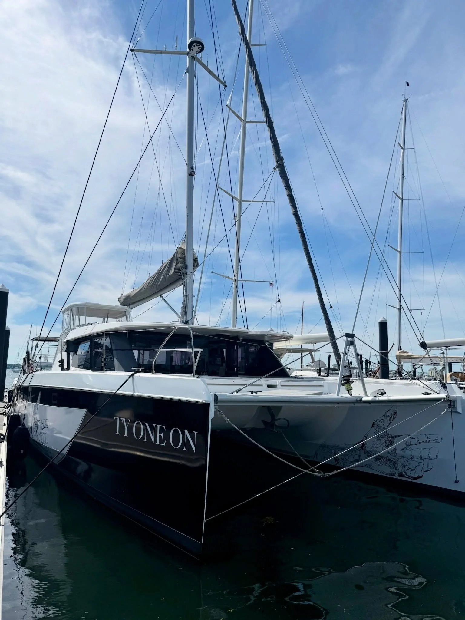 HOME⚓️ safe &amp; sound 

#islandcharter #newport #rhodeisland #tyoneon #leopardcatamarans