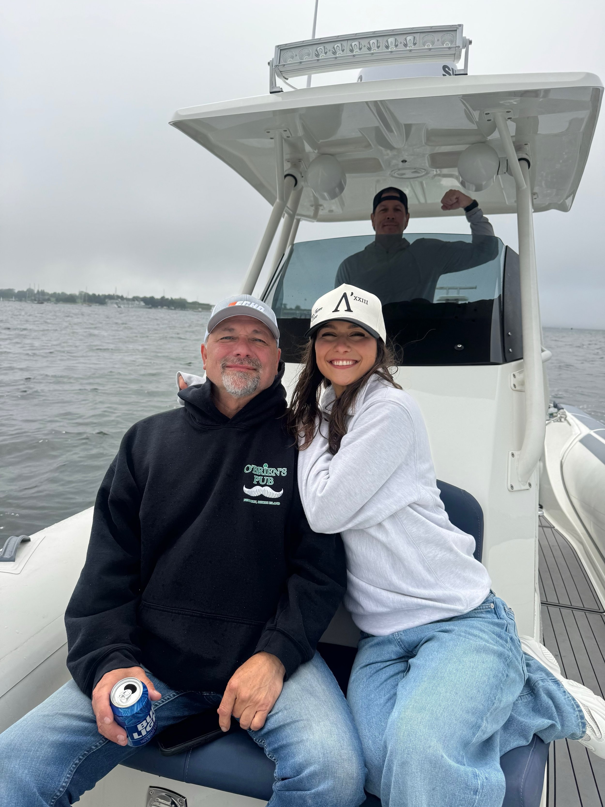 Father&rsquo;s Day is coming up! Skip brunch and take dad out on the water🌊 Book your charter today!🚤

#newport #newportri #rhodeisland #fathersday #newportcharter