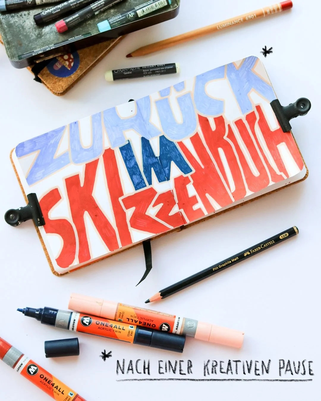 Jep, der kreative Wiedereinstieg nach einer Pause ist manchmal ganz sch&ouml;n schwer. 😮&zwj;💨🏃🏻&zwj;♀️🖍️

Nach mehreren Wochen ohne Pinsel, Stift und Papier f&uuml;hle ich mich n&auml;mlich immer ziemlich doll eingerostet. Und mit jedem weitere