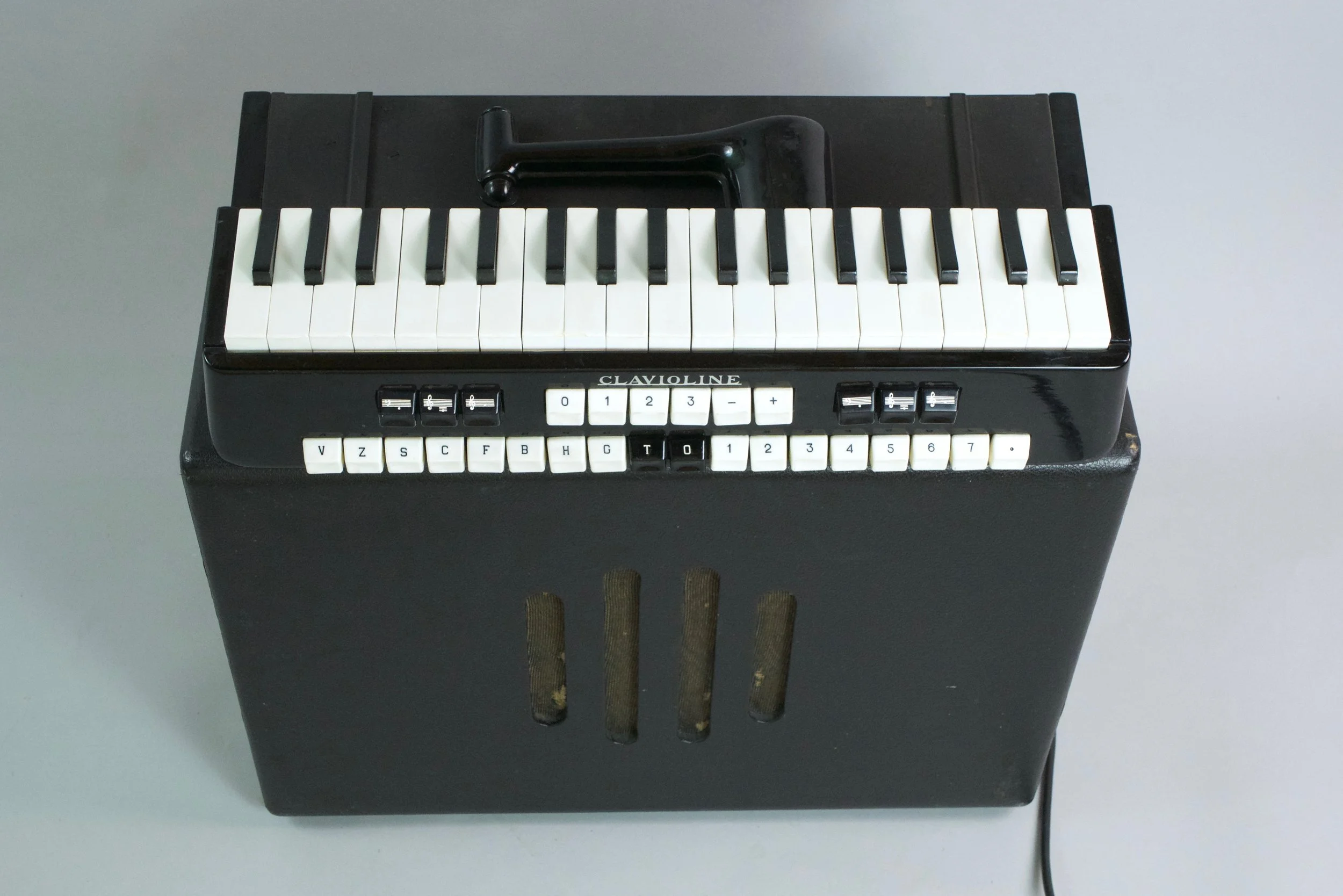 Farfisa Clavioline - 1965? - Was this the first mass produced synthesizer in Italy? Or was it manufactured in Germany by Selmer? This is a single oscillator, monophonic, 3-octave synthesizer powered by tubes that will take you straight back into time