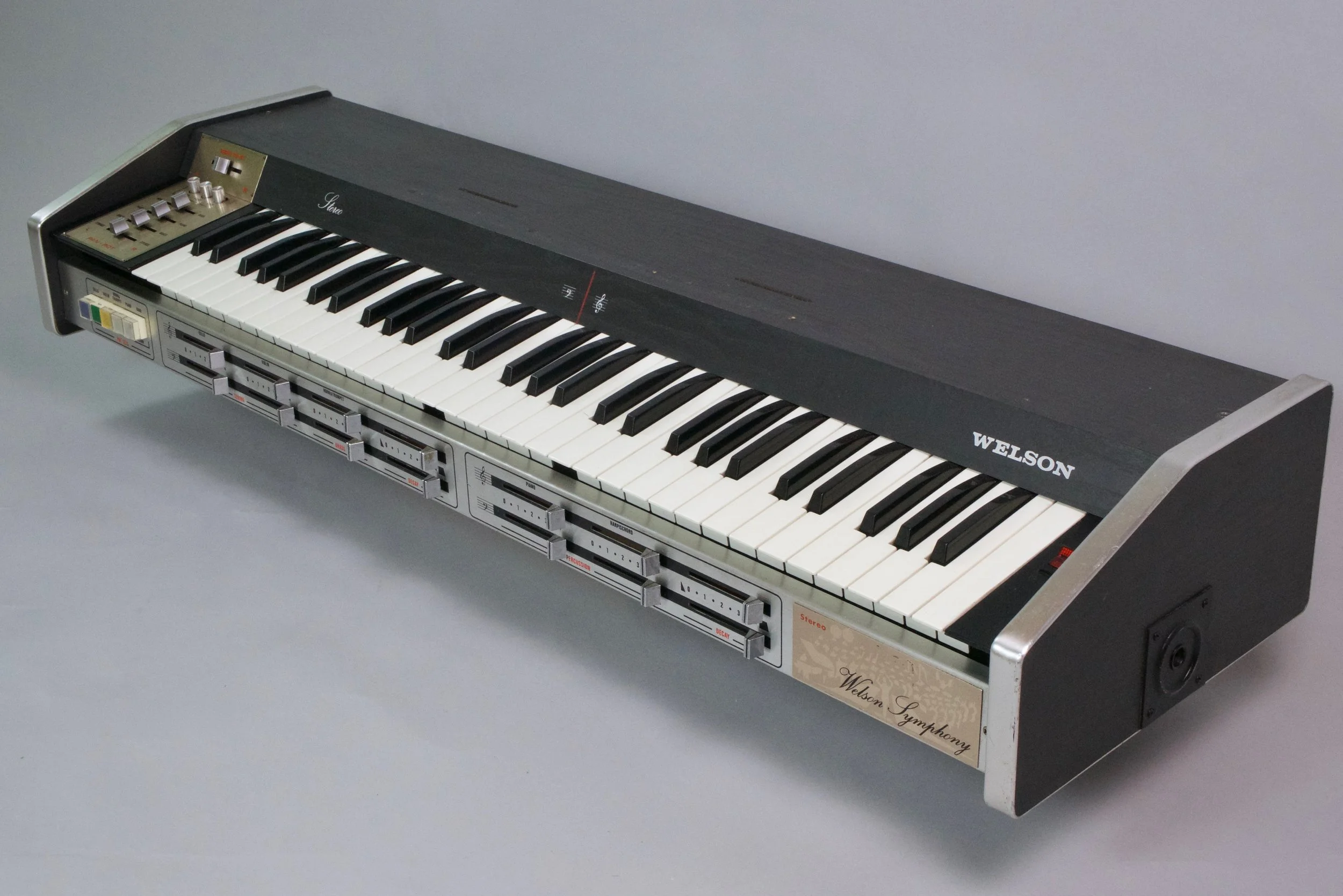 What makes it unique is the stereo audio output with separate volume pedals for each one. The "Concert" effect - or chorus effect - is also pan-able to the right or left. 