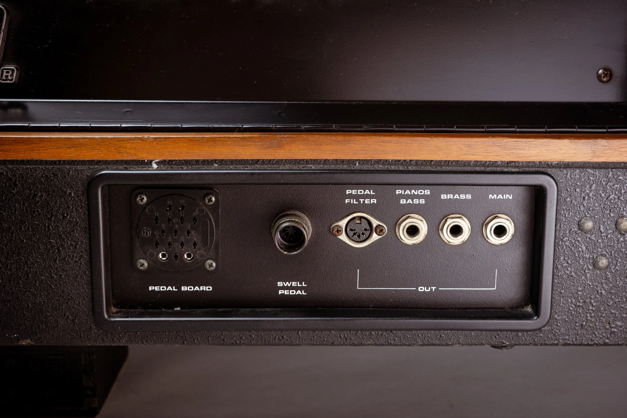 The separate outputs are great for modulating the individual sounds further by using effect pedals, echoes and reverb. The big round connector is for a 12 note foot pedal for the bass section and the pedal filter input is for controlling the cut off 