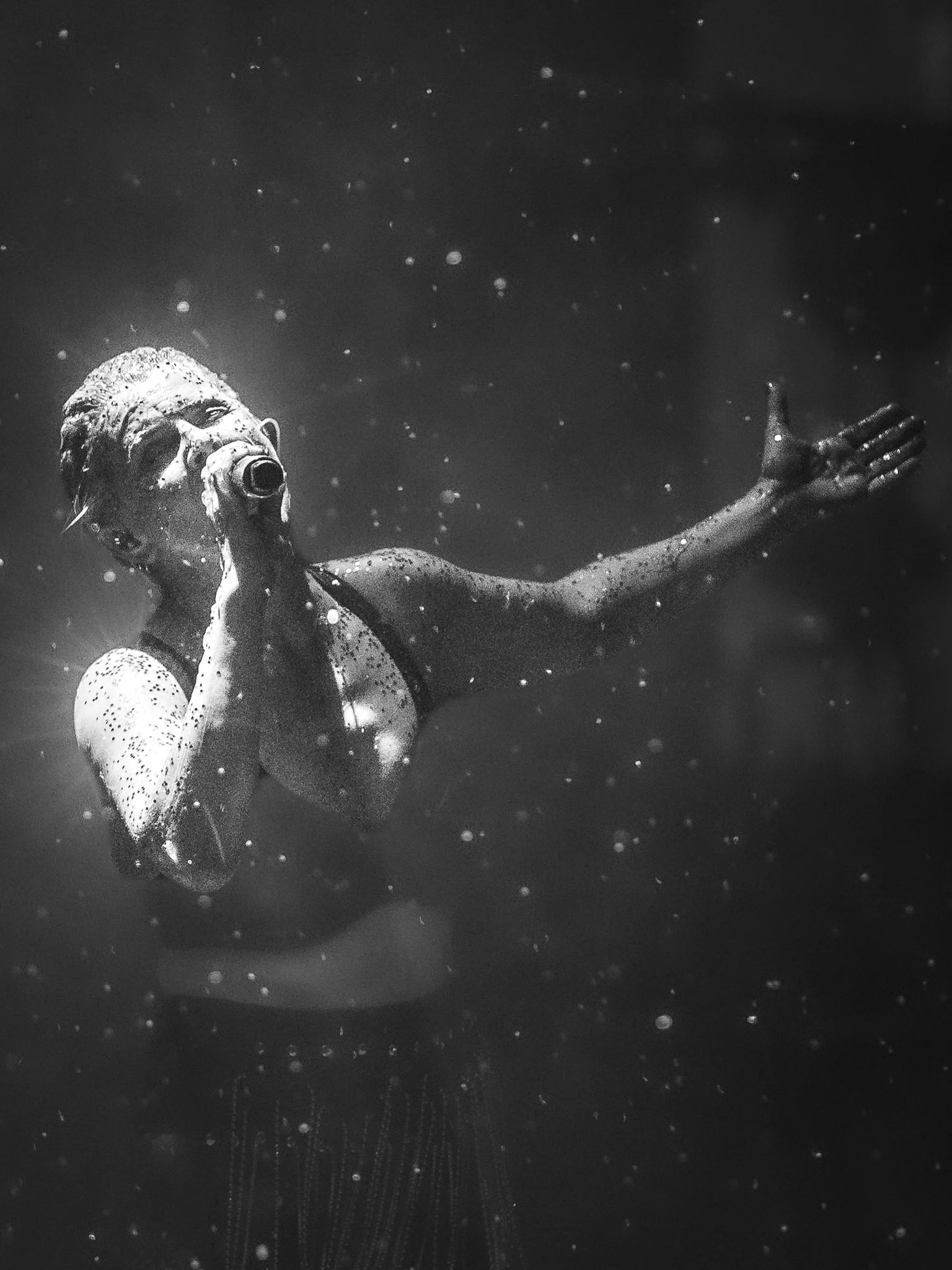 Robyn - Agganis Arena, Boston