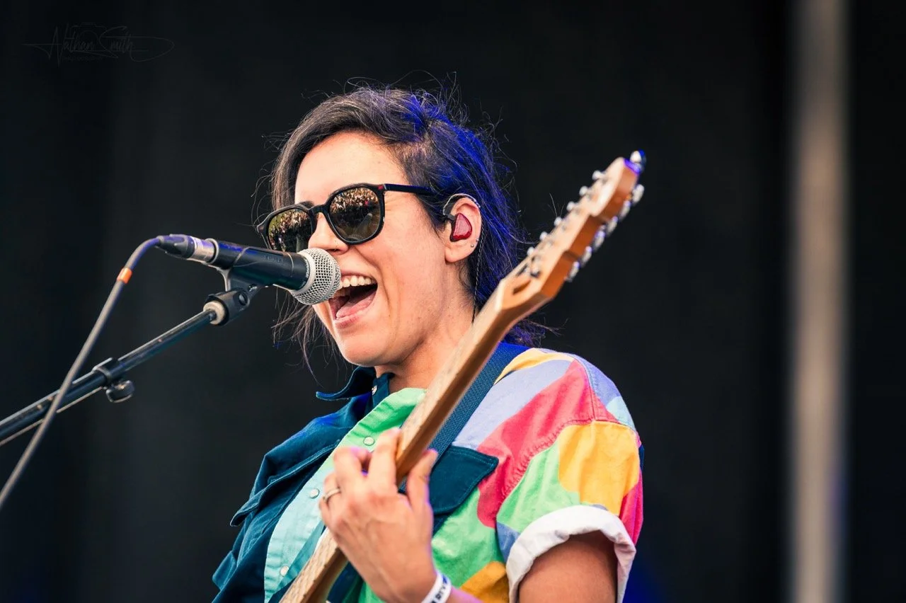 illuminati-hotties-14 Large.jpeg