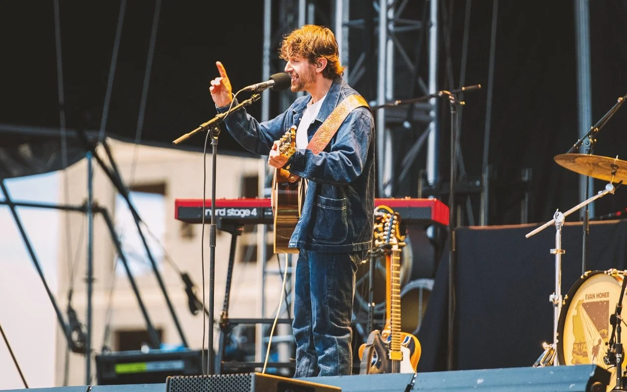 jonah-kagen-2 Large.jpeg