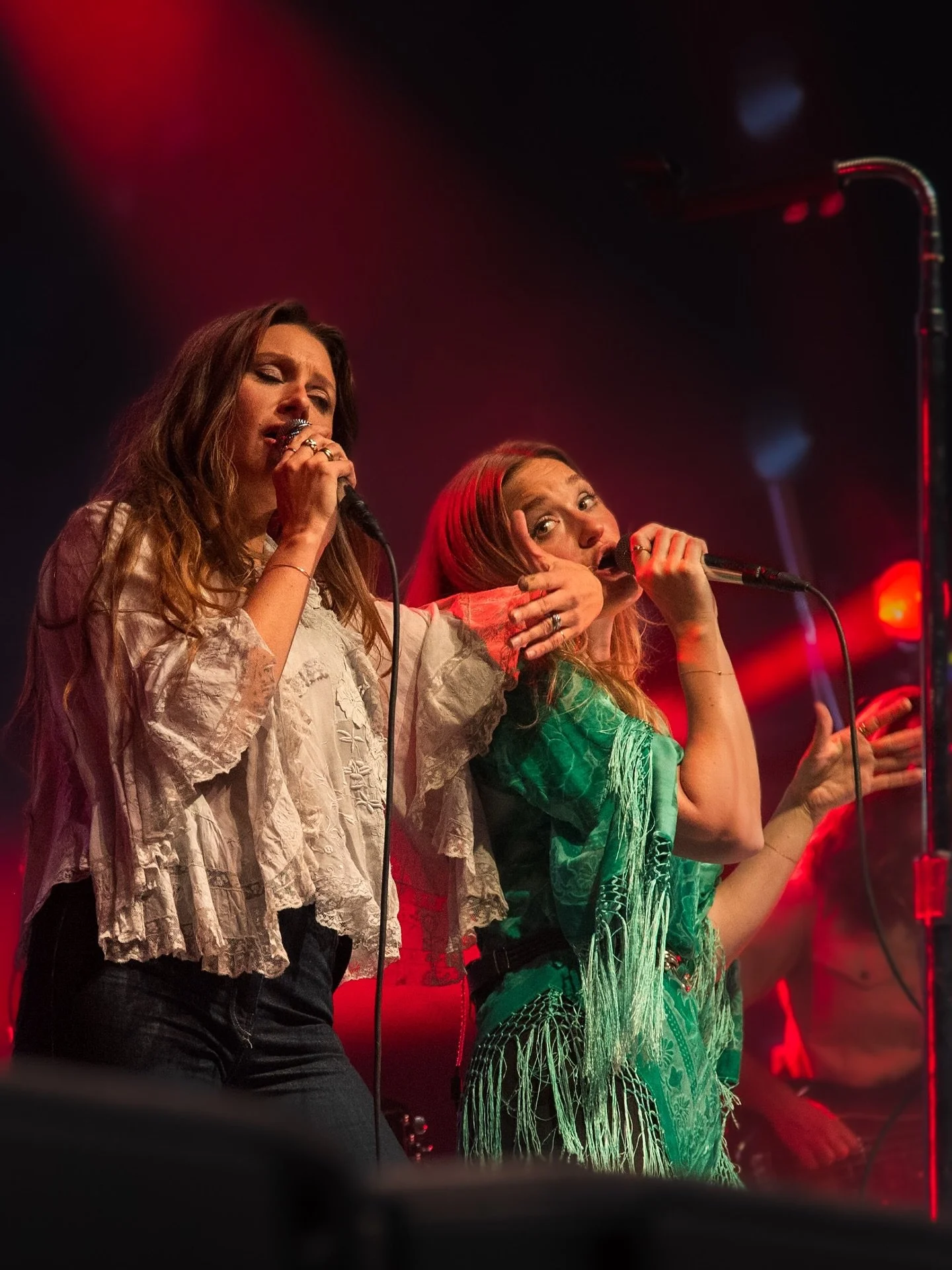 @alyandaj brought their Silver Deliverer Tour to Boston Sunday night, showing that nostalgia might pack a room, but substance keeps it full. 
Most importantly: This tour the band is supporting @everytown in support of ending the gun violence crisis