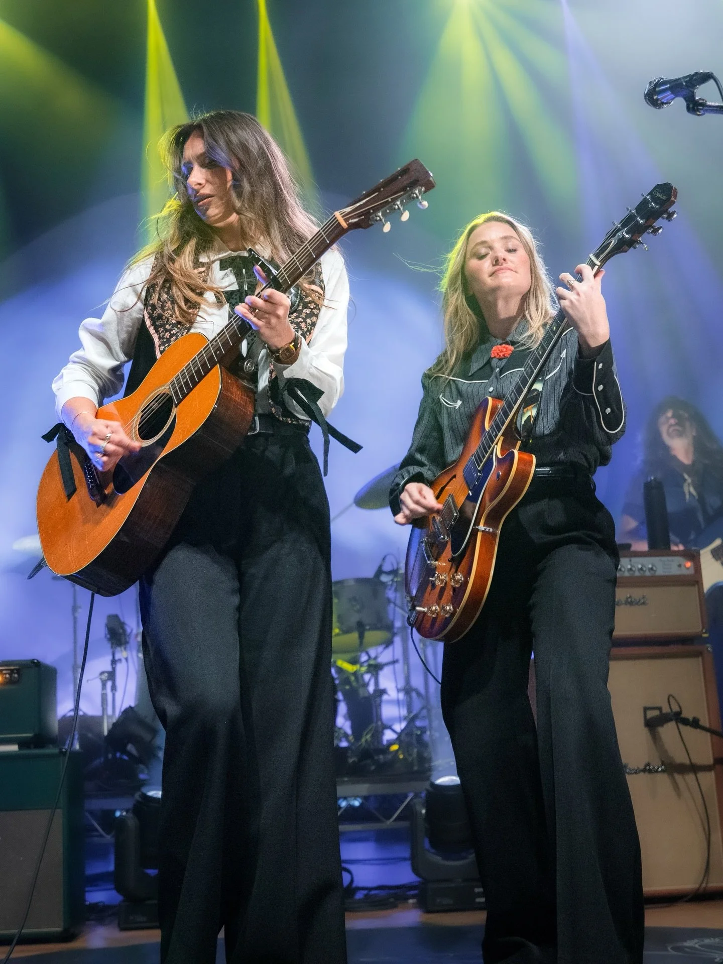 Absolute blast at the @alyandaj show last night in PVD at @thestrandri for @thejuiceboxpress 🕺 🎸 🎤 

#alyandaj #providence #livemusic