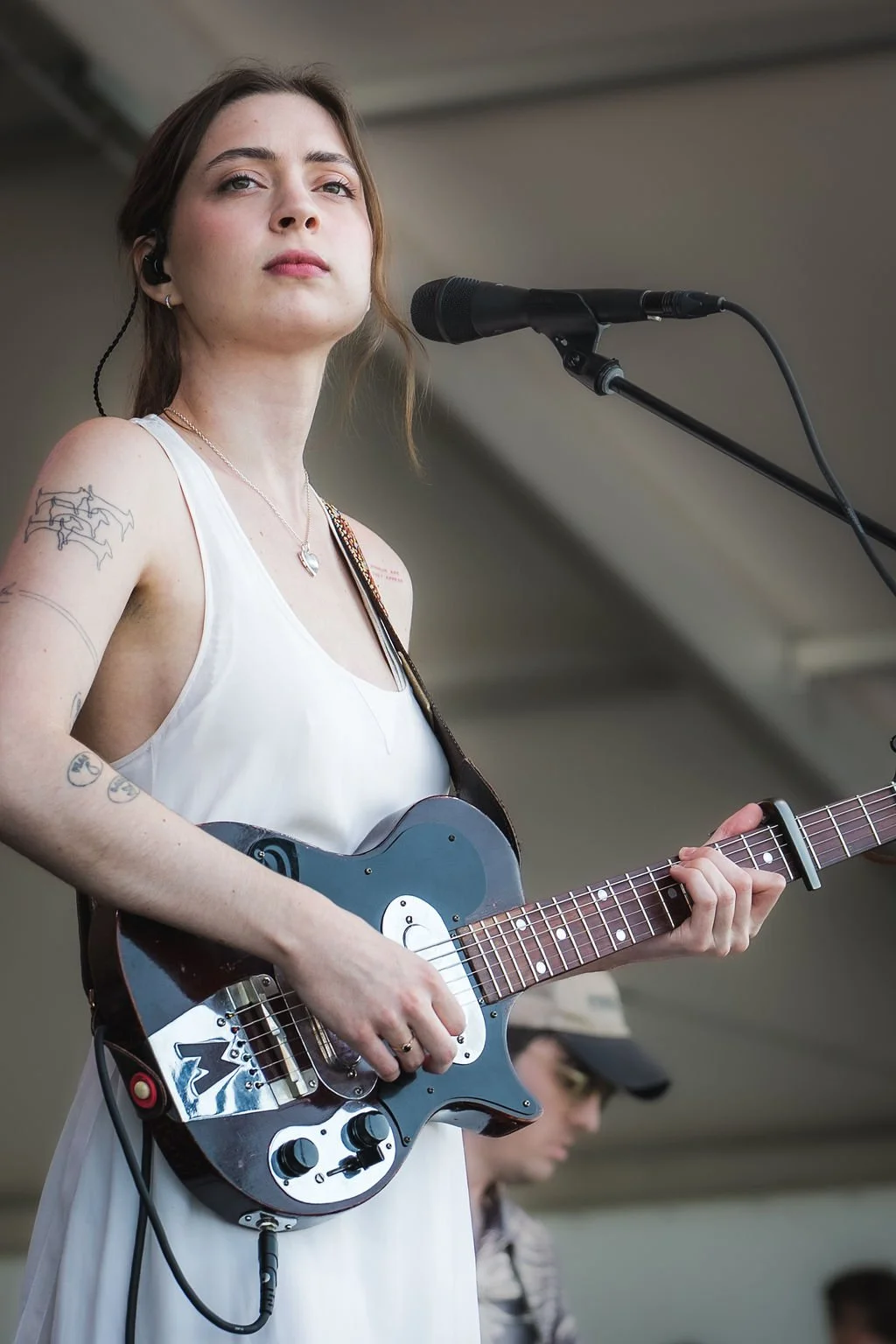 lizzy-mcalpine1.jpg