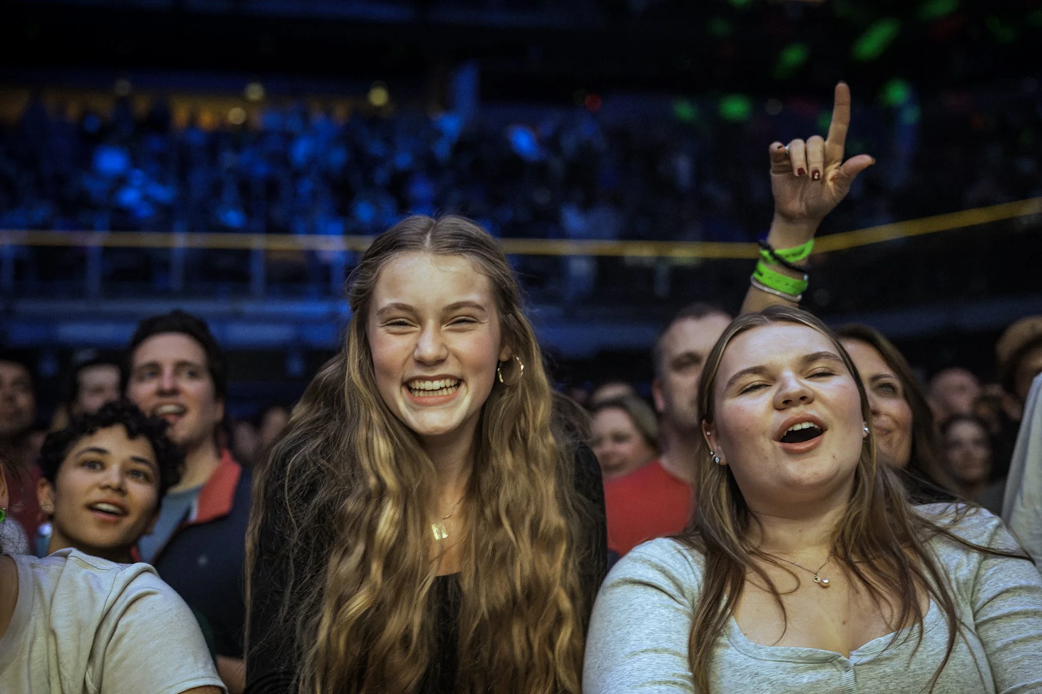crowd-8.jpg