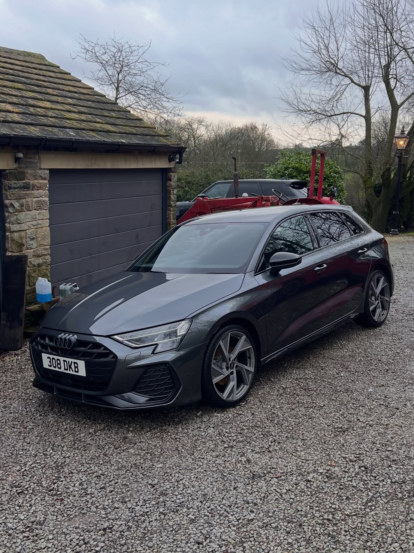 Audi A3 Maintenance.

💧Deep Cleans
💧Maintenance Club
💧Ceramic Coating Packages
💧Paint Enhancement Packages
⭐️ 100+ 5 Star Google Reviews ⭐️

📱 07506403677
💻 www.tphdetails.com

#detailinguk #detailingcars  #carvaleting #tphdetails #huddersfield