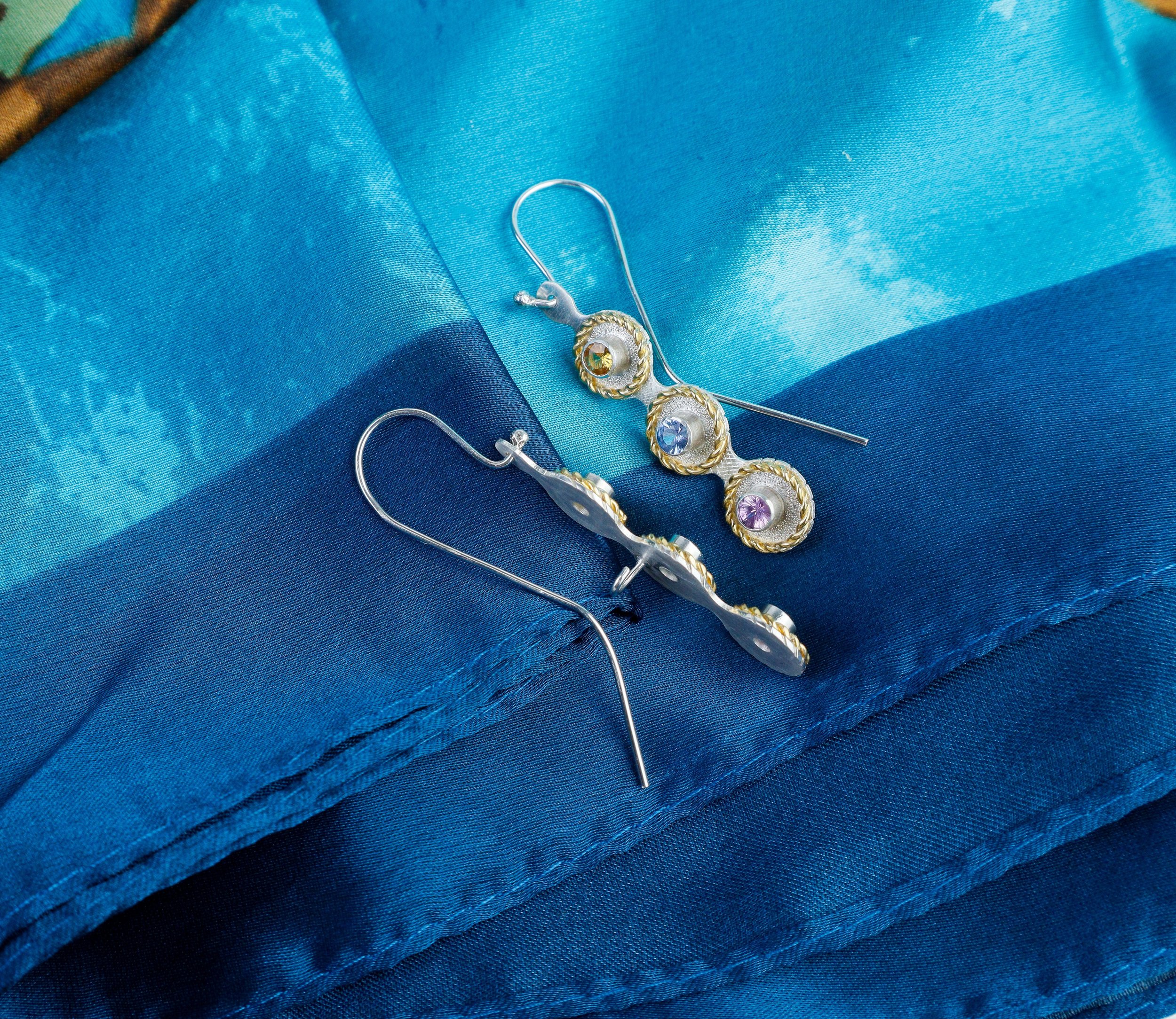 Garland Earring-blue2.jpg