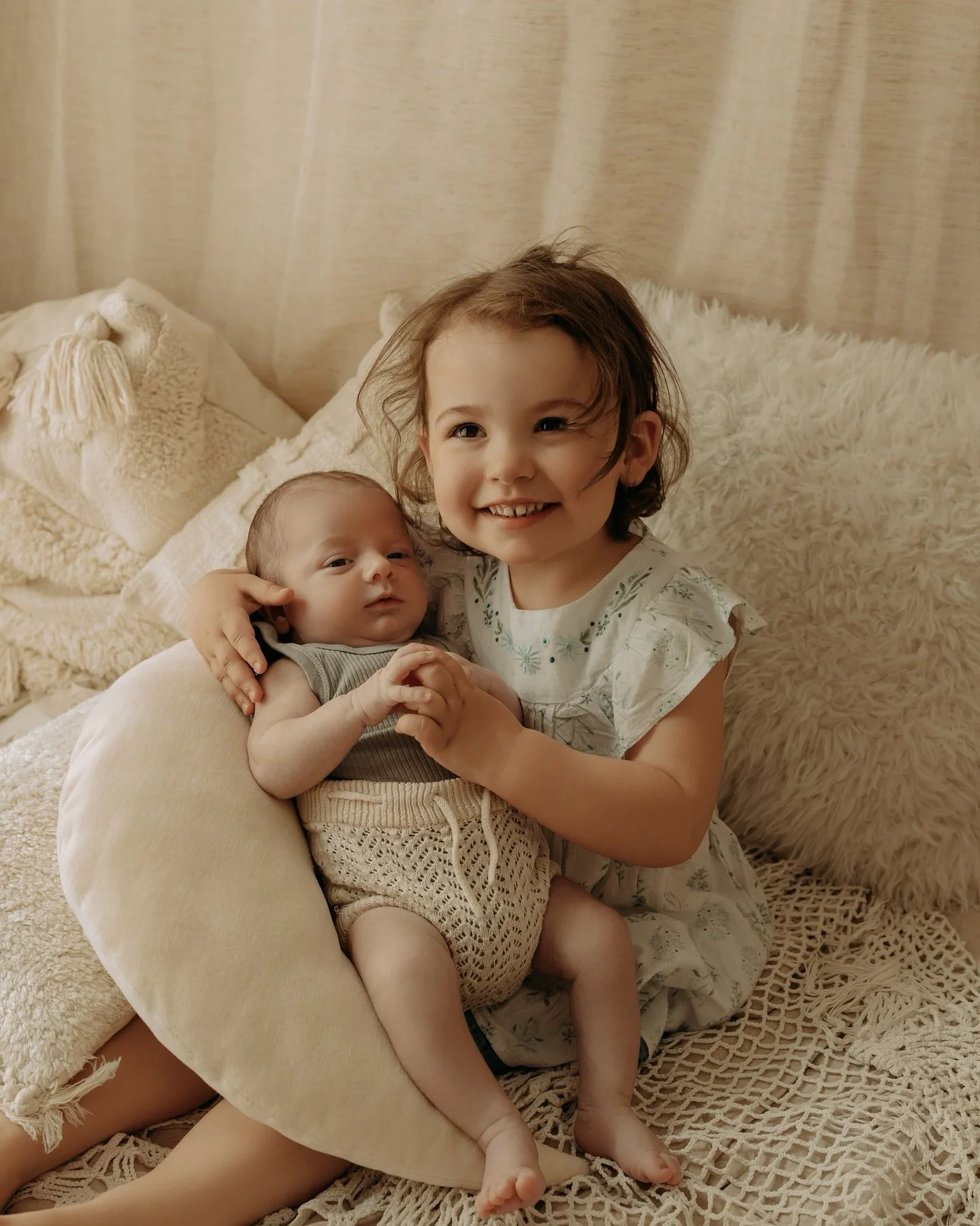 Surprise &bull;3 : Offre sp&eacute;ciale anciens clients 🩷

Pour f&ecirc;ter mon mois anniversaire, j&rsquo;ai pens&eacute; &agrave; vous qui avez d&eacute;j&agrave; v&eacute;cu une s&eacute;ance photo avec moi 💕

Parce que choisir est toujours tro