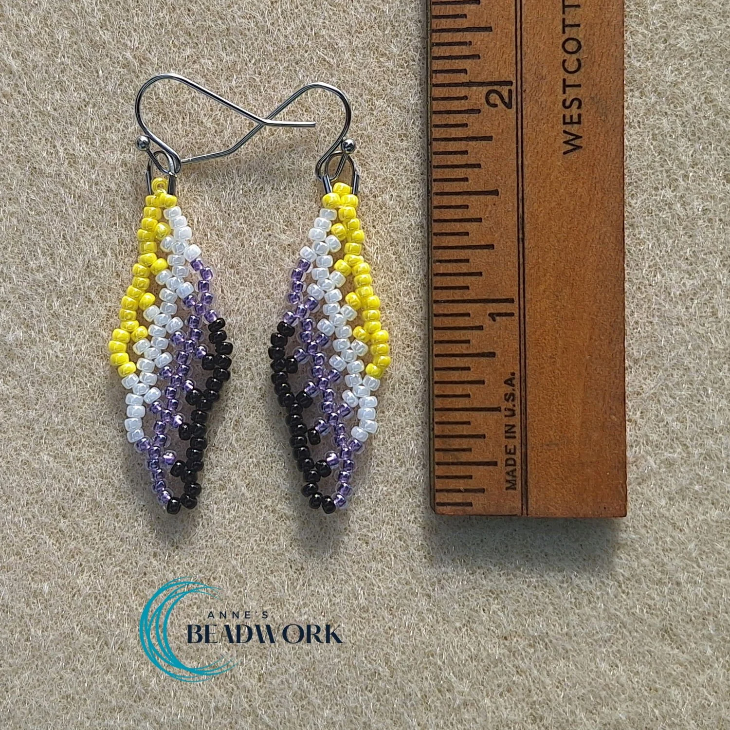 Feather_Earrings_Pride_Non-Binary_Flag_Mini_20260331_Length.jpg