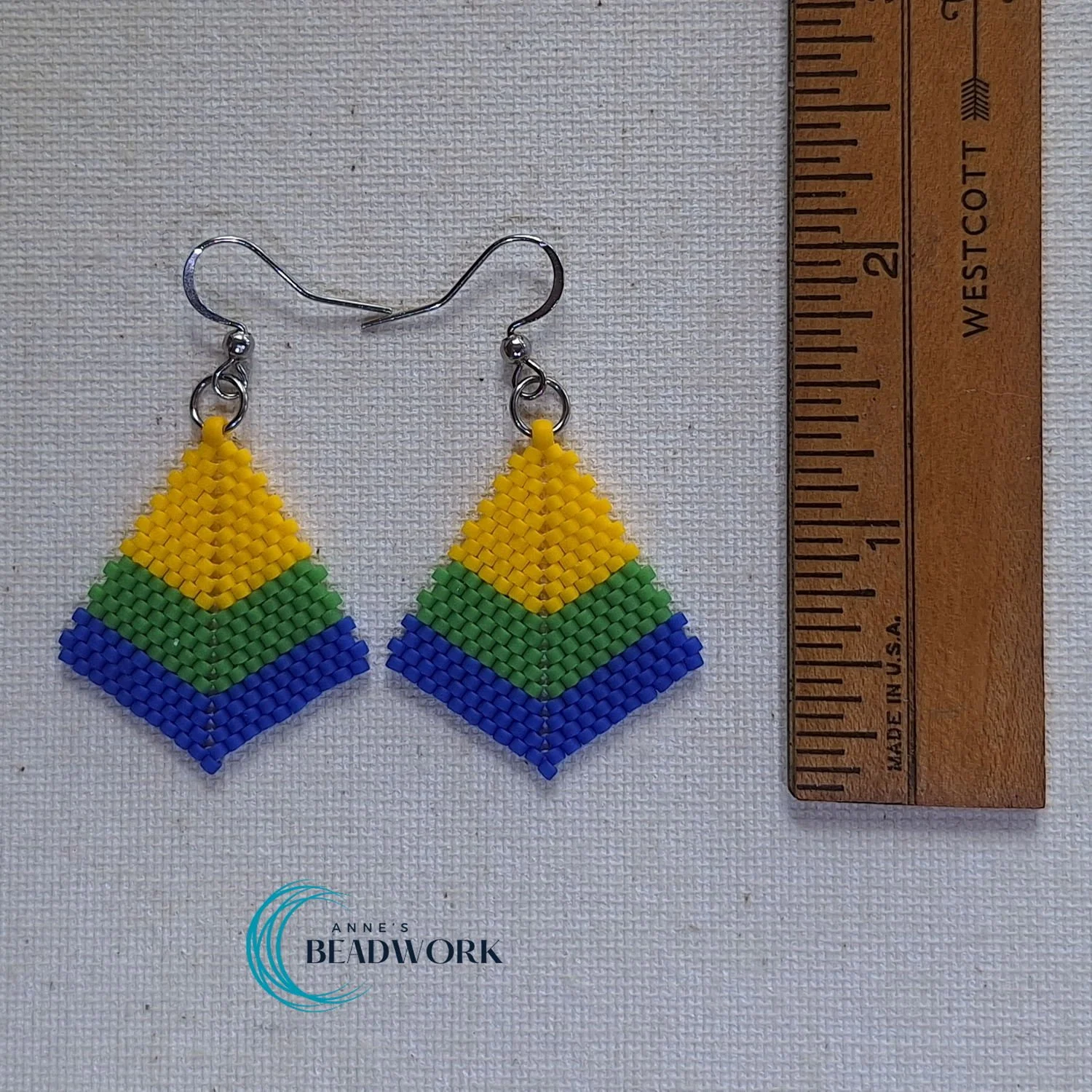 Kite_Earrings_Flags_Corozal_Medium_20260816_Length.jpg