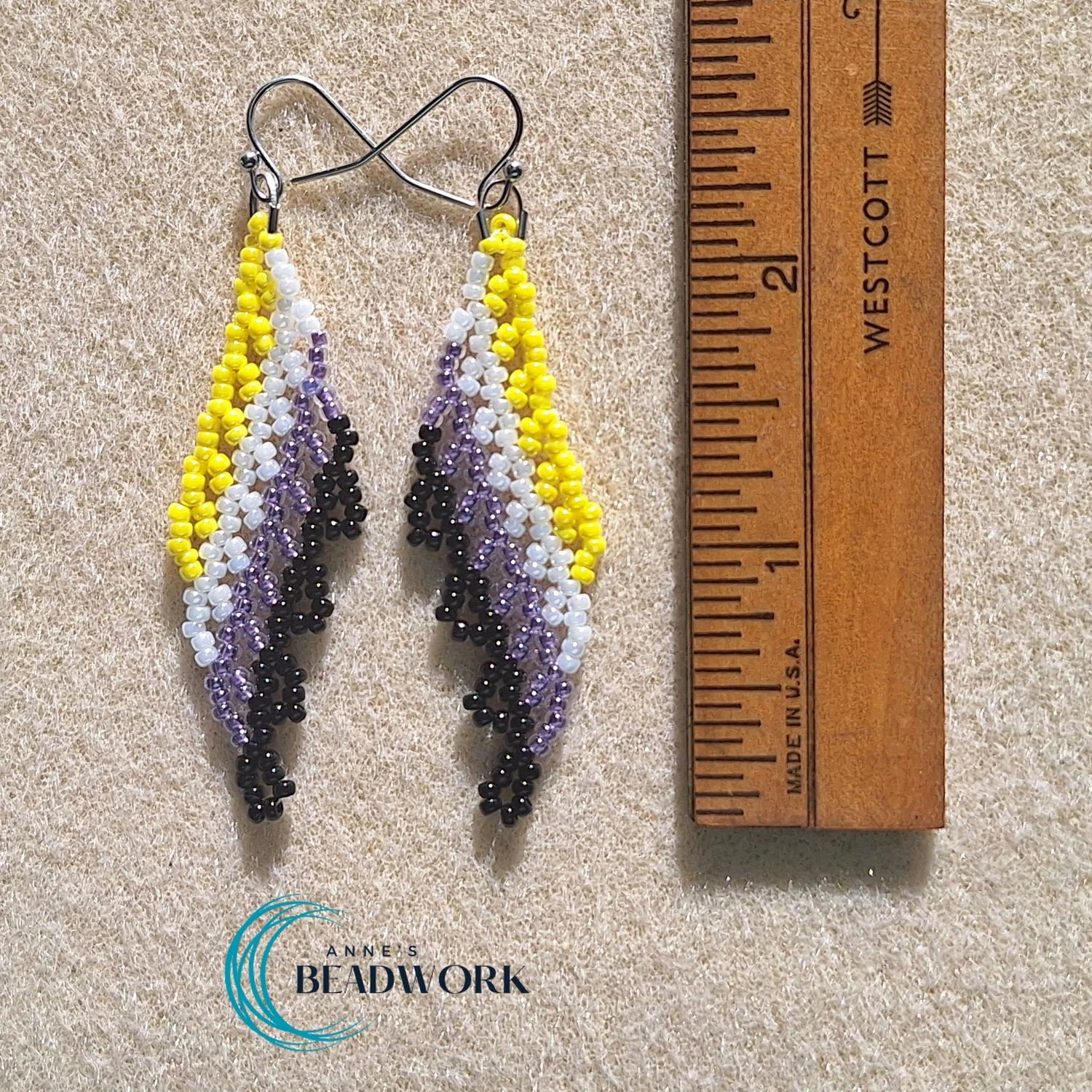 Feather_Earrings_Pride_Non-Binary_Flag_Medium_20260331_Length.jpg