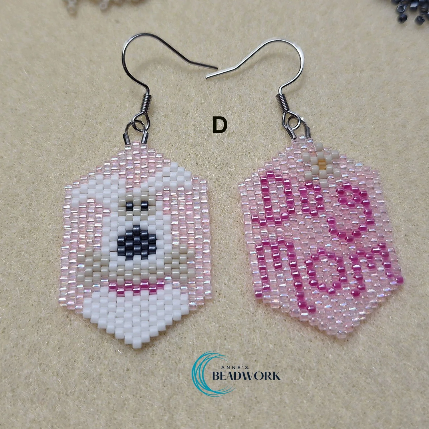 Dog_Mom_Earrings_Pink_w_White_20251225.jpg