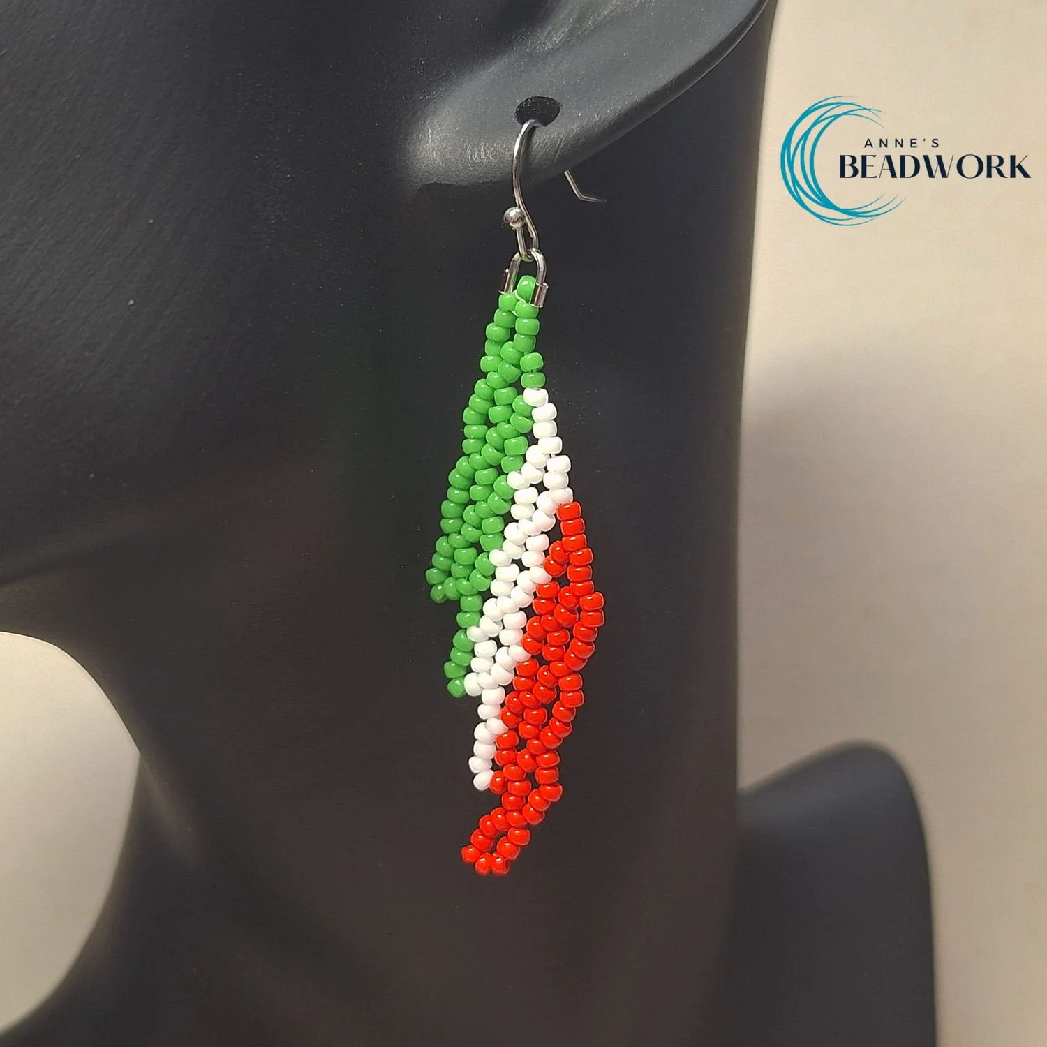 Feather_Earrings_Flags_Italy_20260714_Hanging.jpg