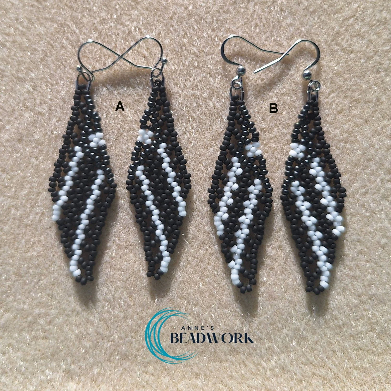 Feather_Earrings_Flags_Puerto_Rico_Black_White_Medium_20260331.jpg