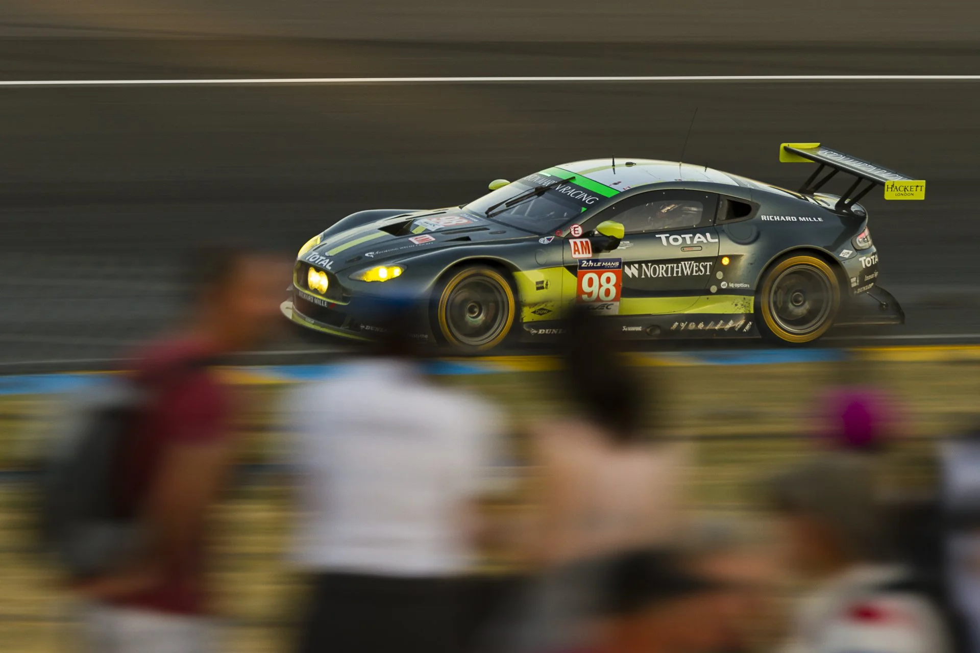 wec2017_lemans_amr_98_astonmartin_gte-am_01.jpg