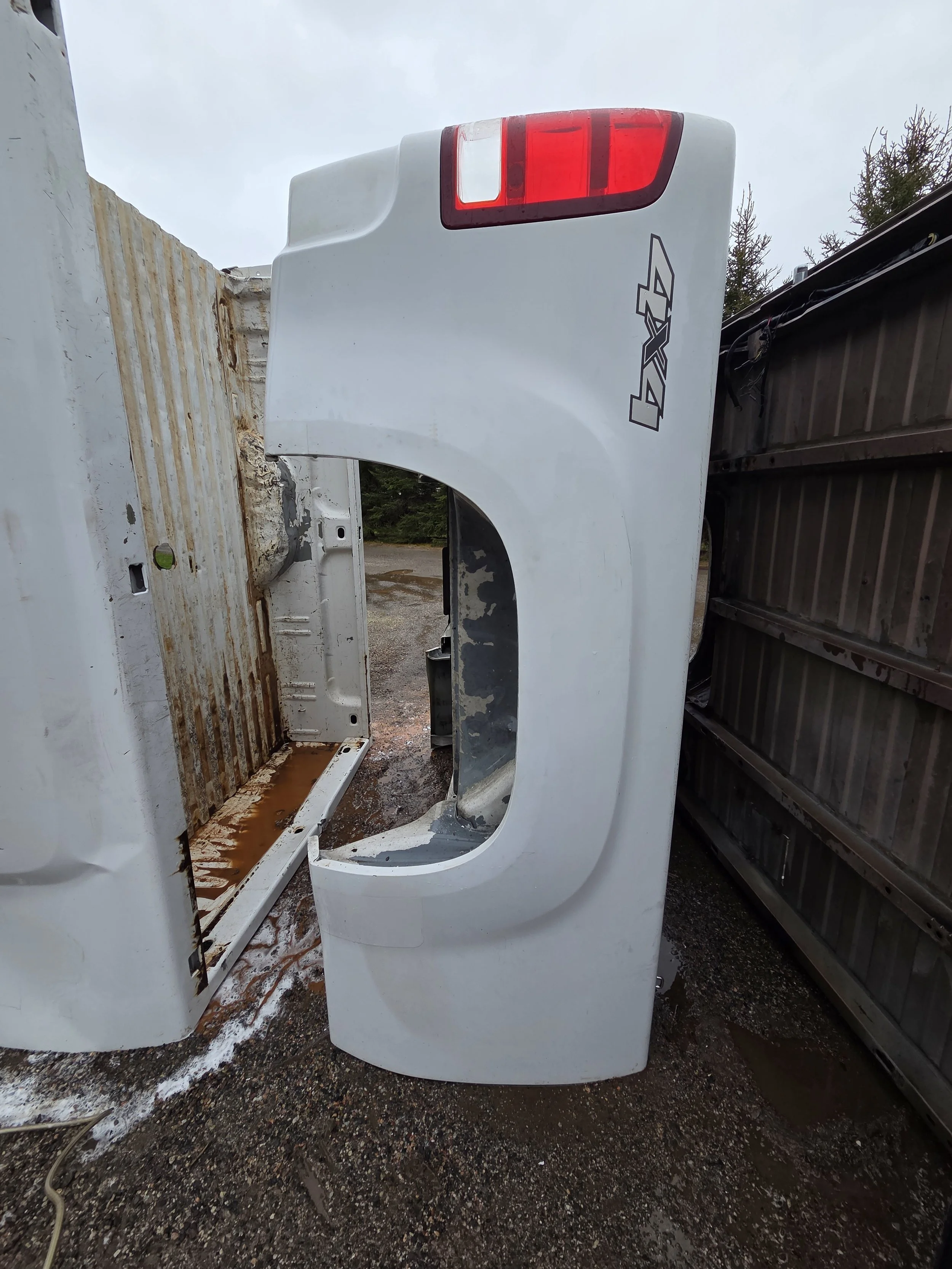 2008-2013 GMC SIERRA 6.5FT TRUCK BED