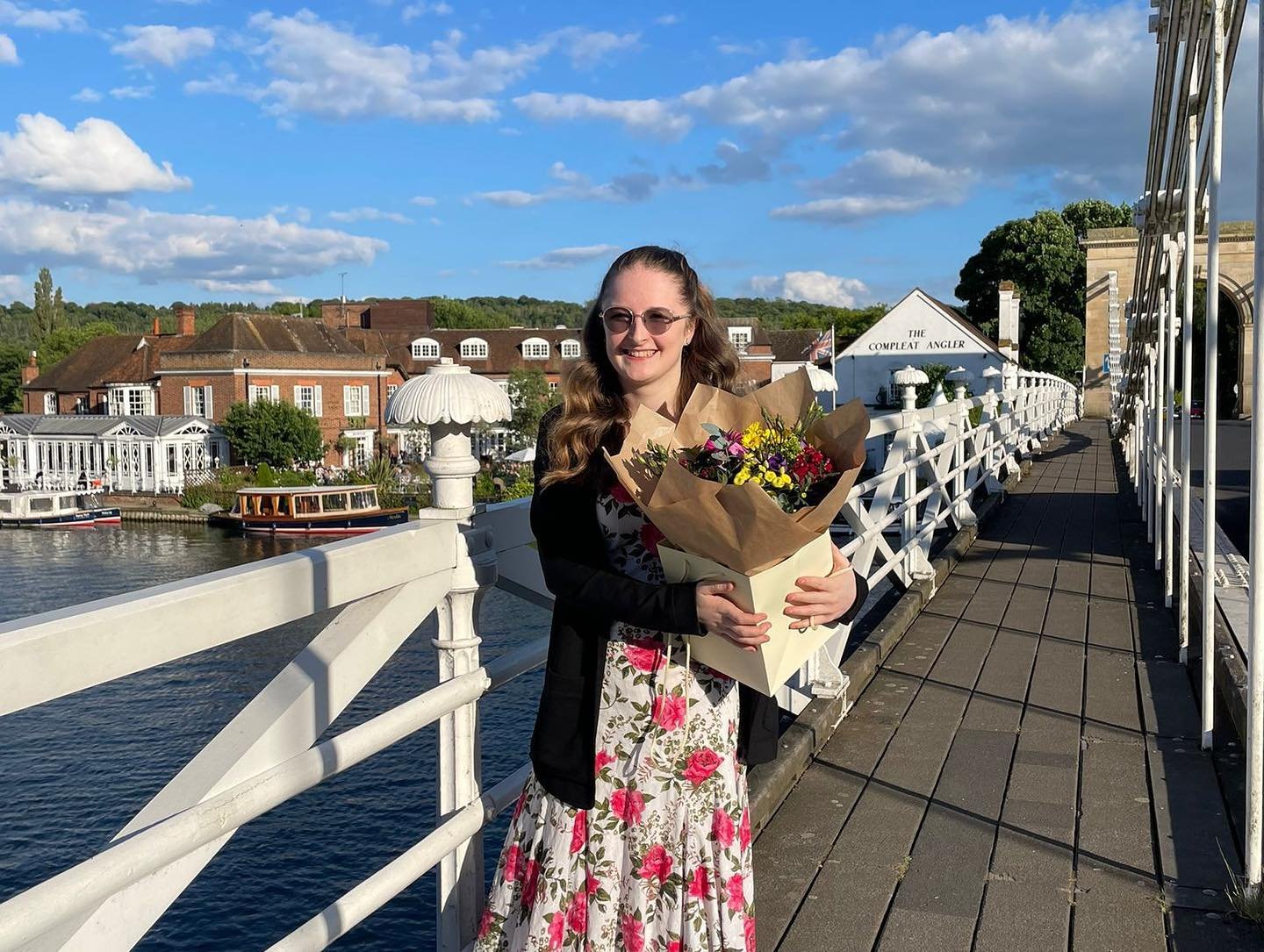 Such a lovely afternoon singing with @marlowchoralsociety @sperlo14 and @ejsperlo. Weather was fabulous too 🌞

Scroll for some clips 🎶 featuring a surprisingly good first run through 😆