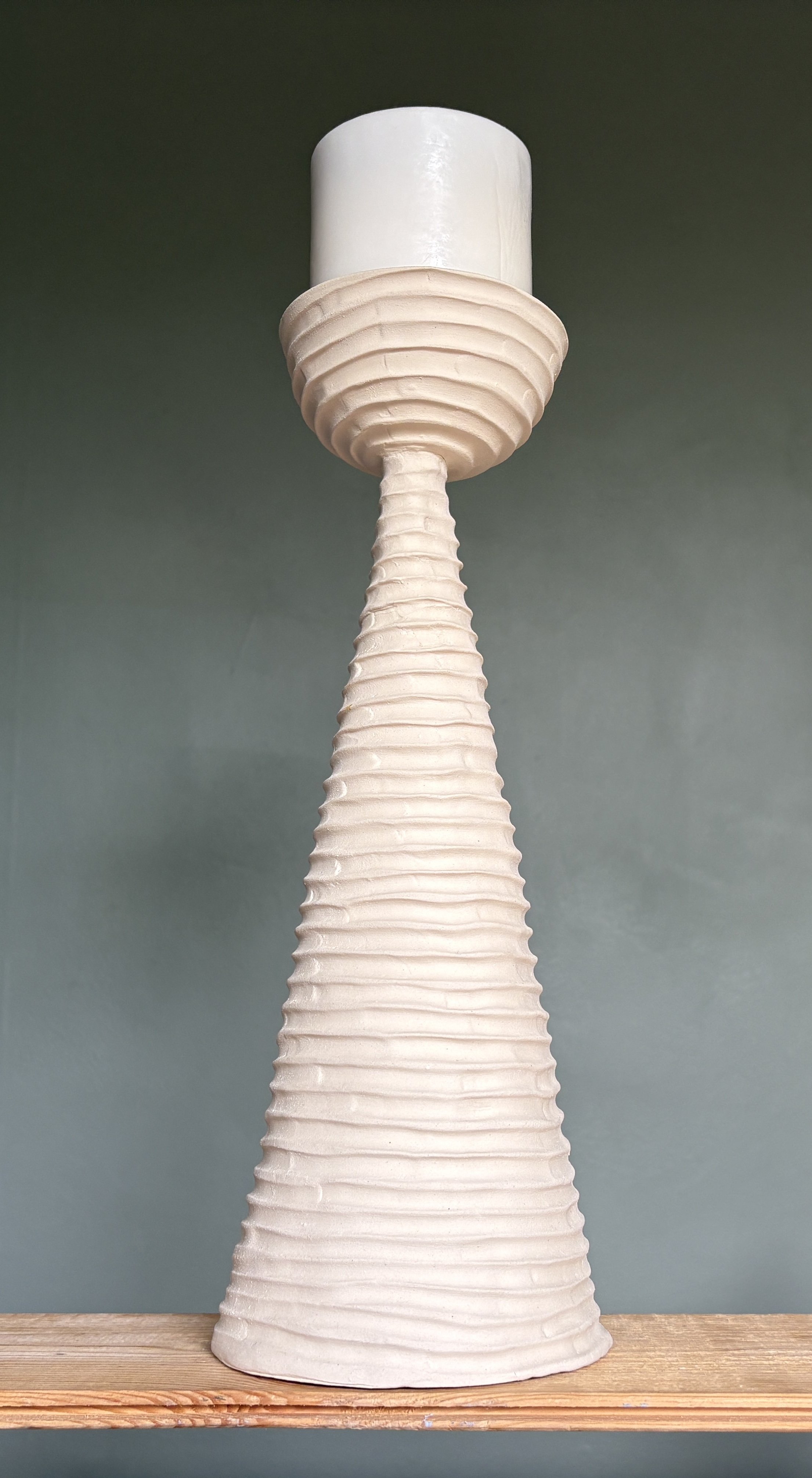 hiro naked white candlesticks