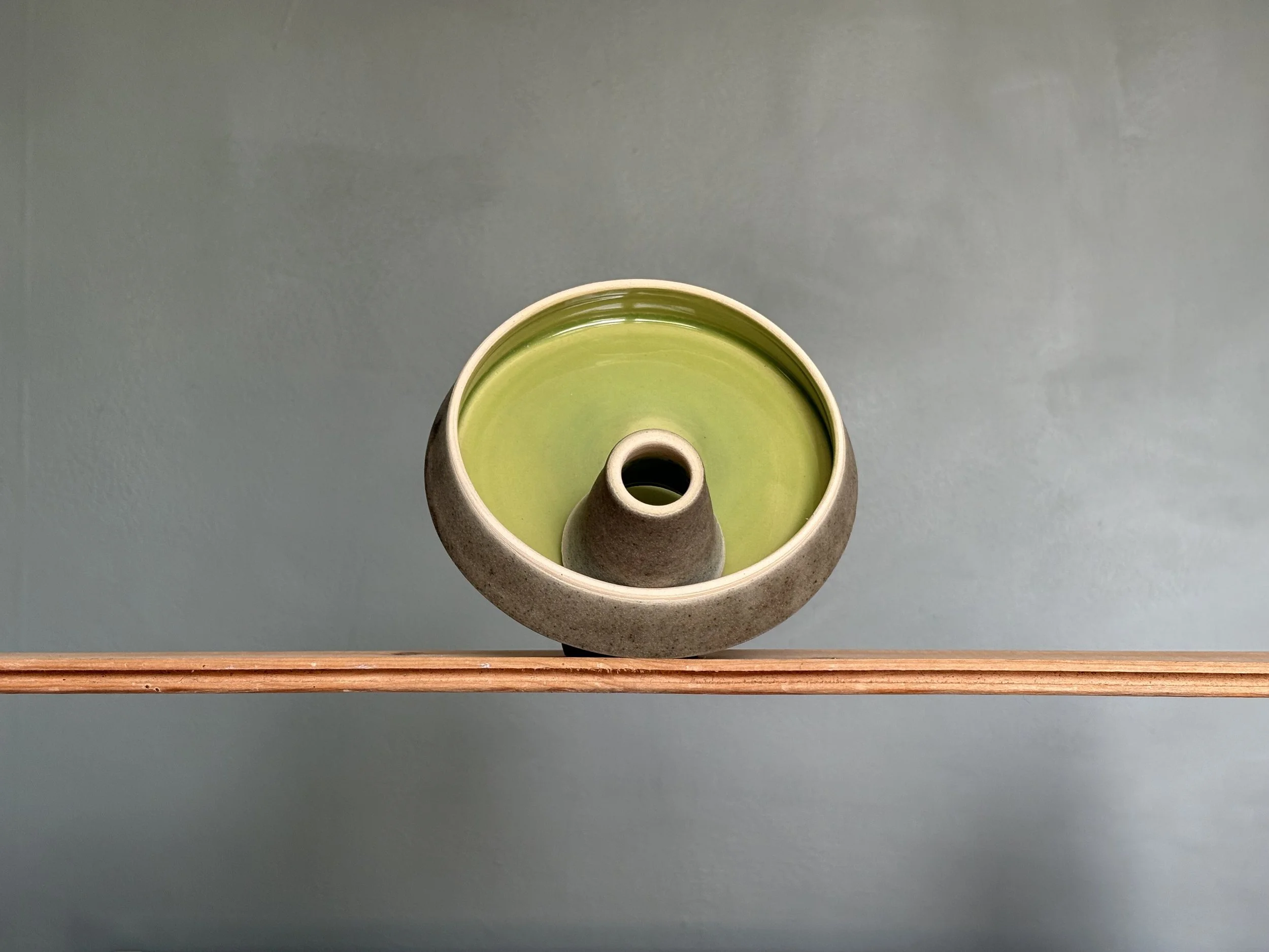 hiro ceramics wasabi pip plate.jpg
