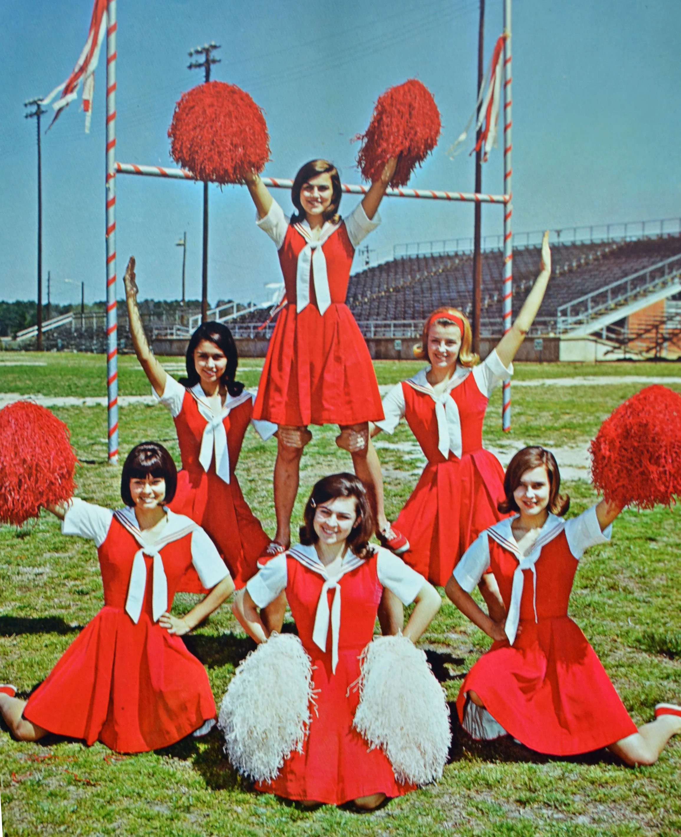 1966-Cheerleaders.jpg