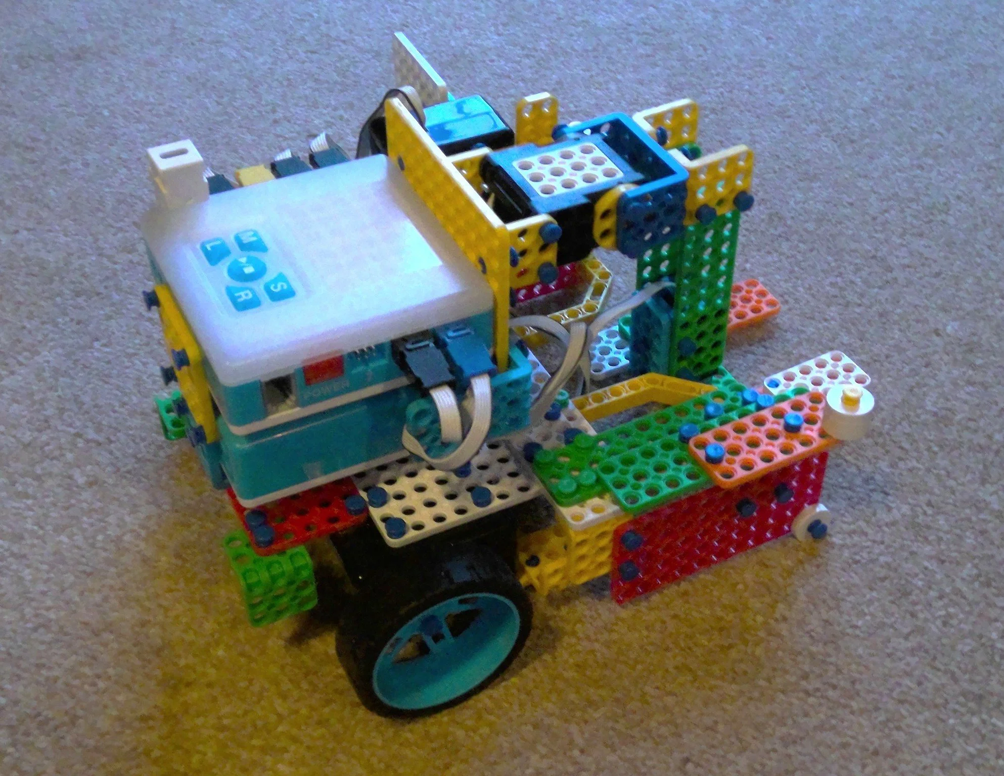 AIKIRO Step 2 - great for Key Stage 2&3/WRO Elementary and Junior categories (Steps 1 & 2 required for competition)