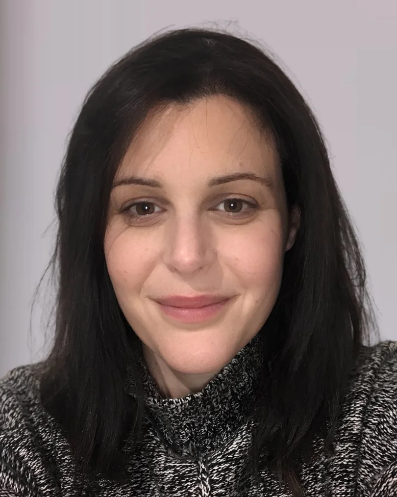 Monica Stern Headshot