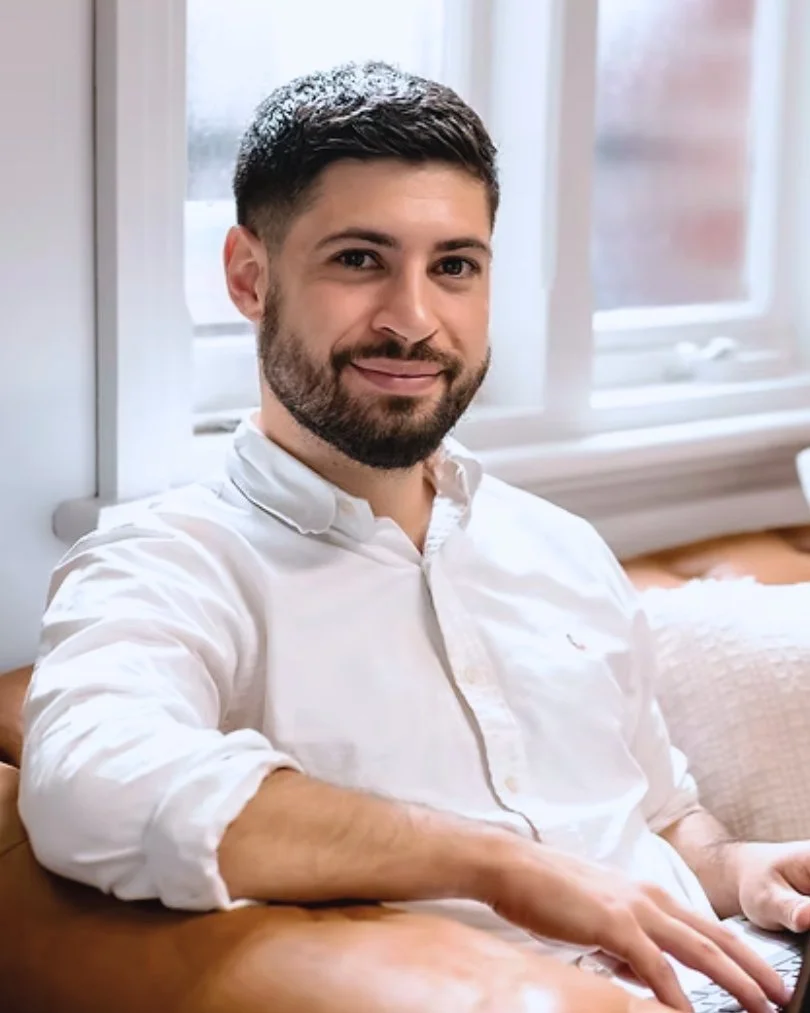 Dr James Serpesedes Headshot