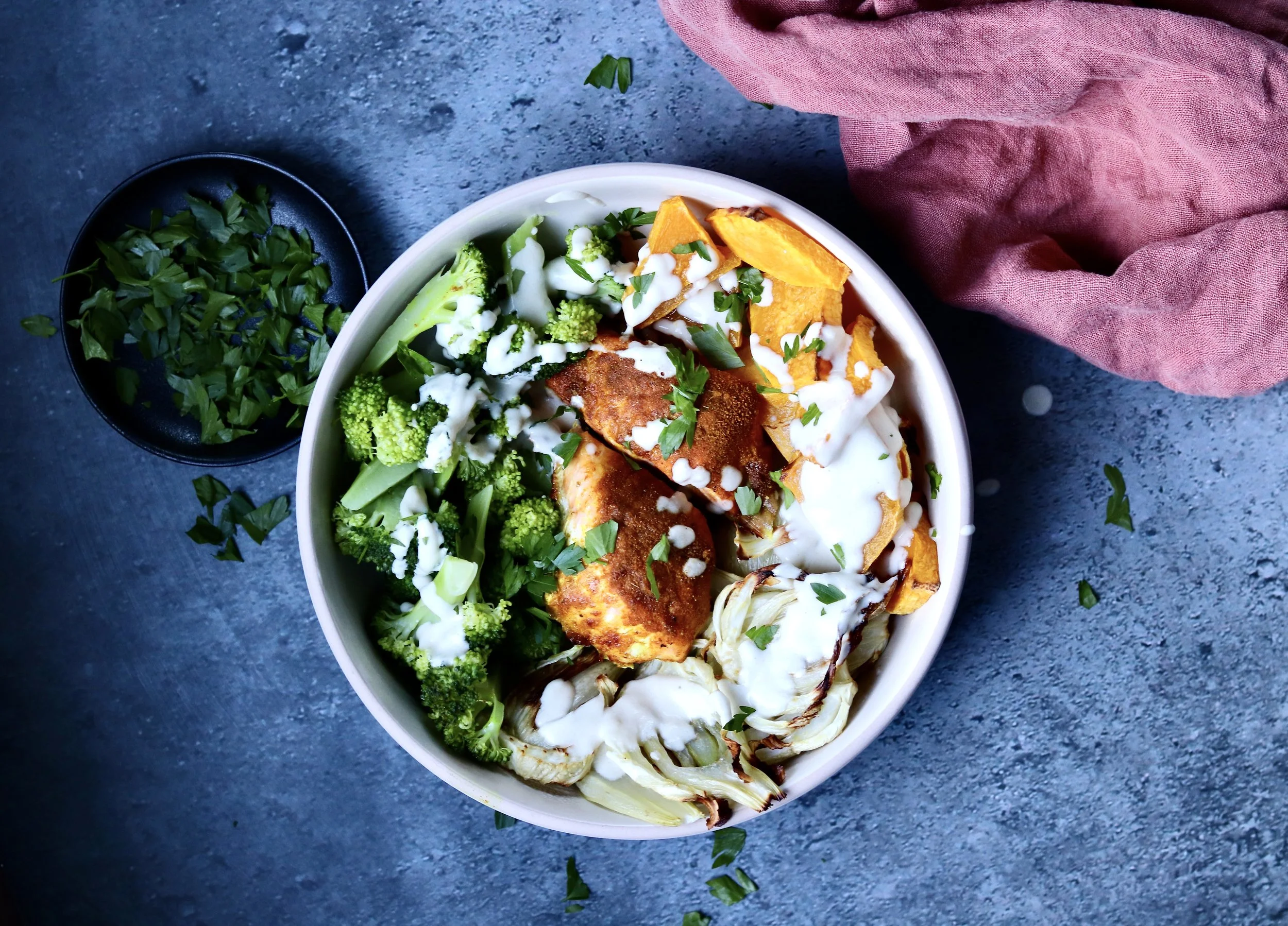 “Golden turmeric salmon served with roasted fennel and seasonal vegetables, a high-protein, omega-3-rich meal packed with anti-inflammatory ingredients.”
