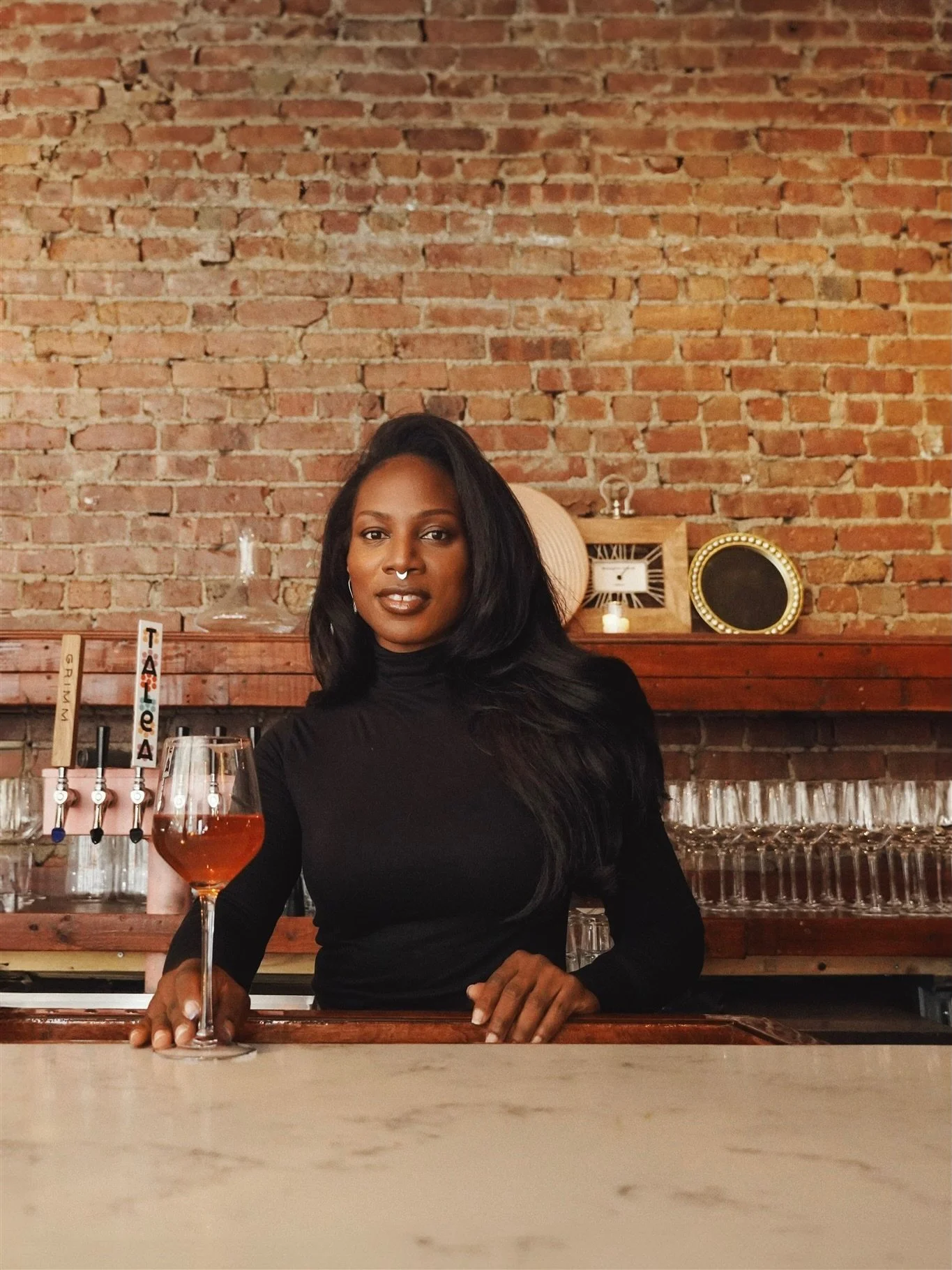 Lola &amp; Akila for @bklynmavens 🍷

📍 @saintjameslibations