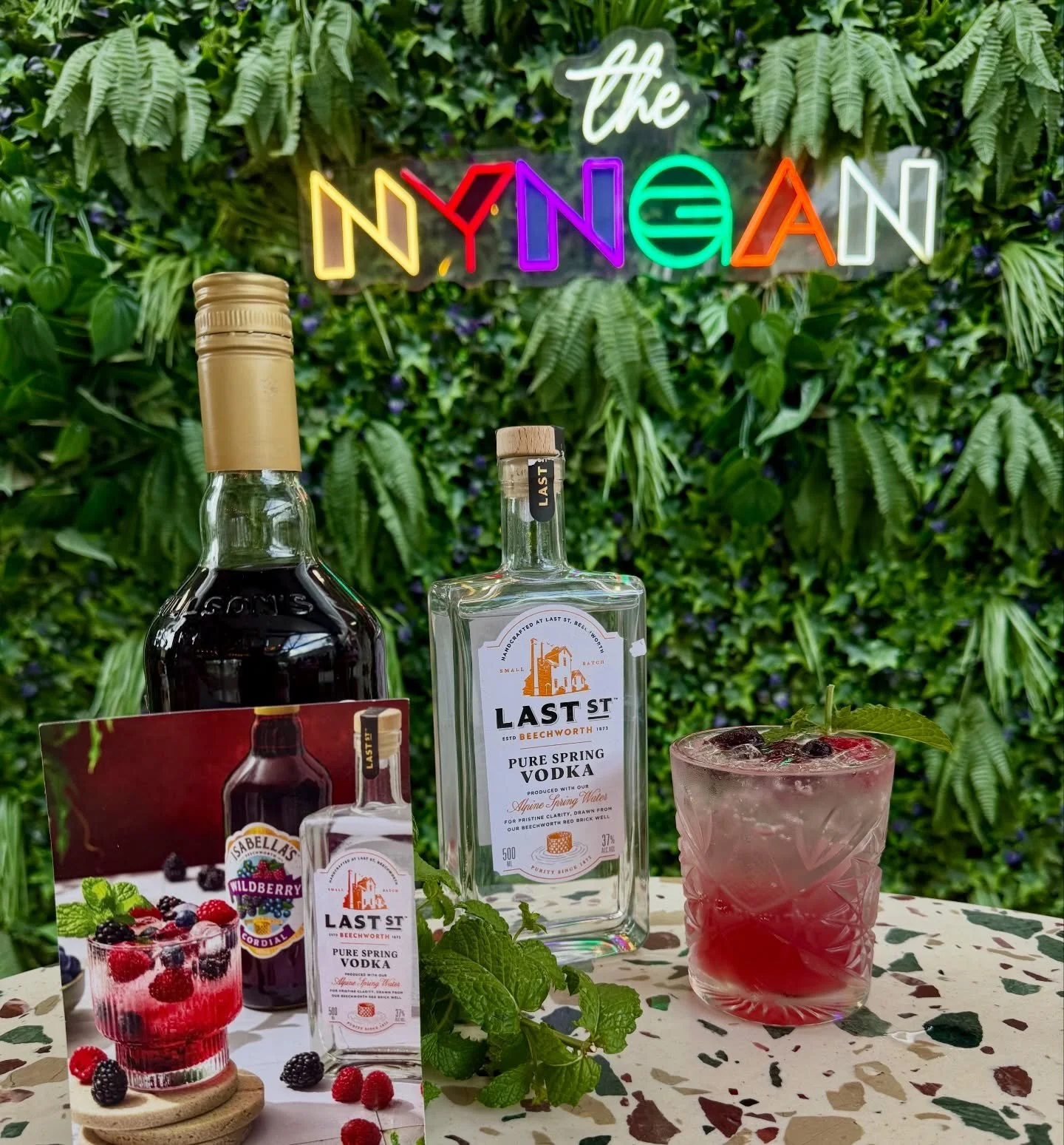 🍓 Cocktail of the Week 🍓
The Last St Wild Berry Cocktail ✨
Made with @laststbrewery Pure Spring Vodka and Isabella&rsquo;s Wild Berry Cordial &mdash; fresh, fruity and dangerously easy to drink.