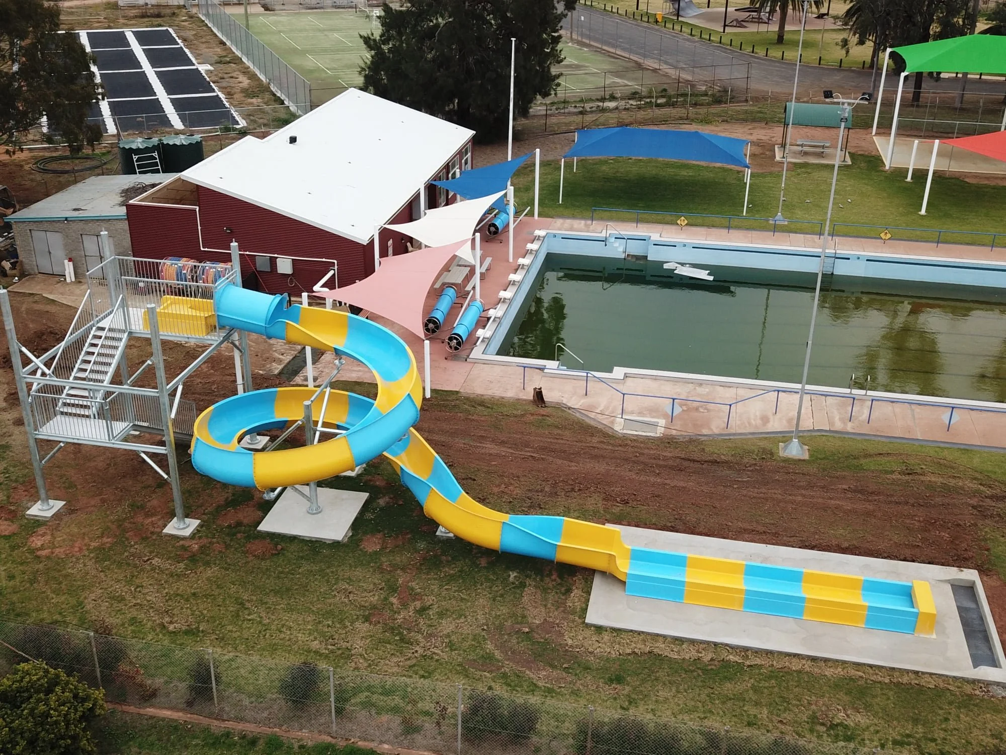 nyngan-pool.jpg