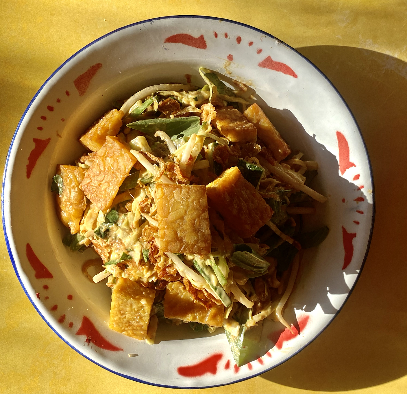 Melati’s Lazy Girl Karedok