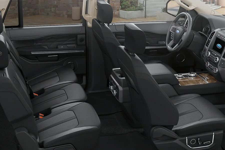 2021-Ford-Expedition-Interior (1).jpg