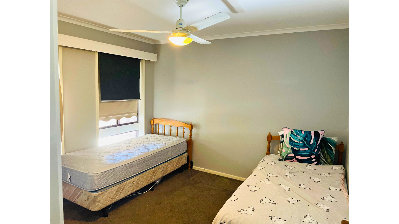Bedroom 2.png
