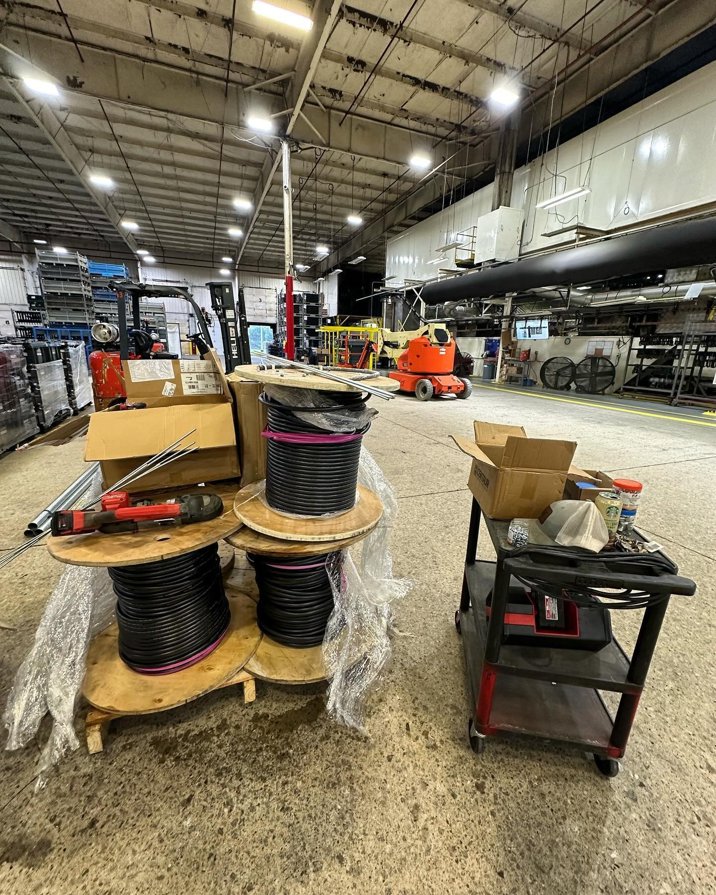 Weekend work! Adding some 480v power for a new fleet of electric fork lifts ⚡️#electrician #electrical #power #ppg #weekend #hotwork