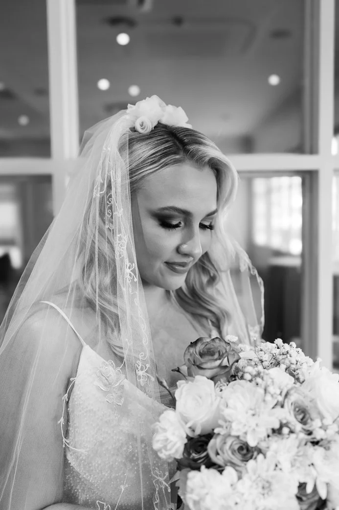 Why Black &amp; White Wedding Photos Are Sexy, Timeless, and Totally Worth It