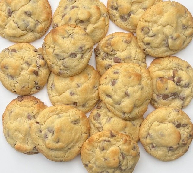 Choc chip cookies (10 pack)