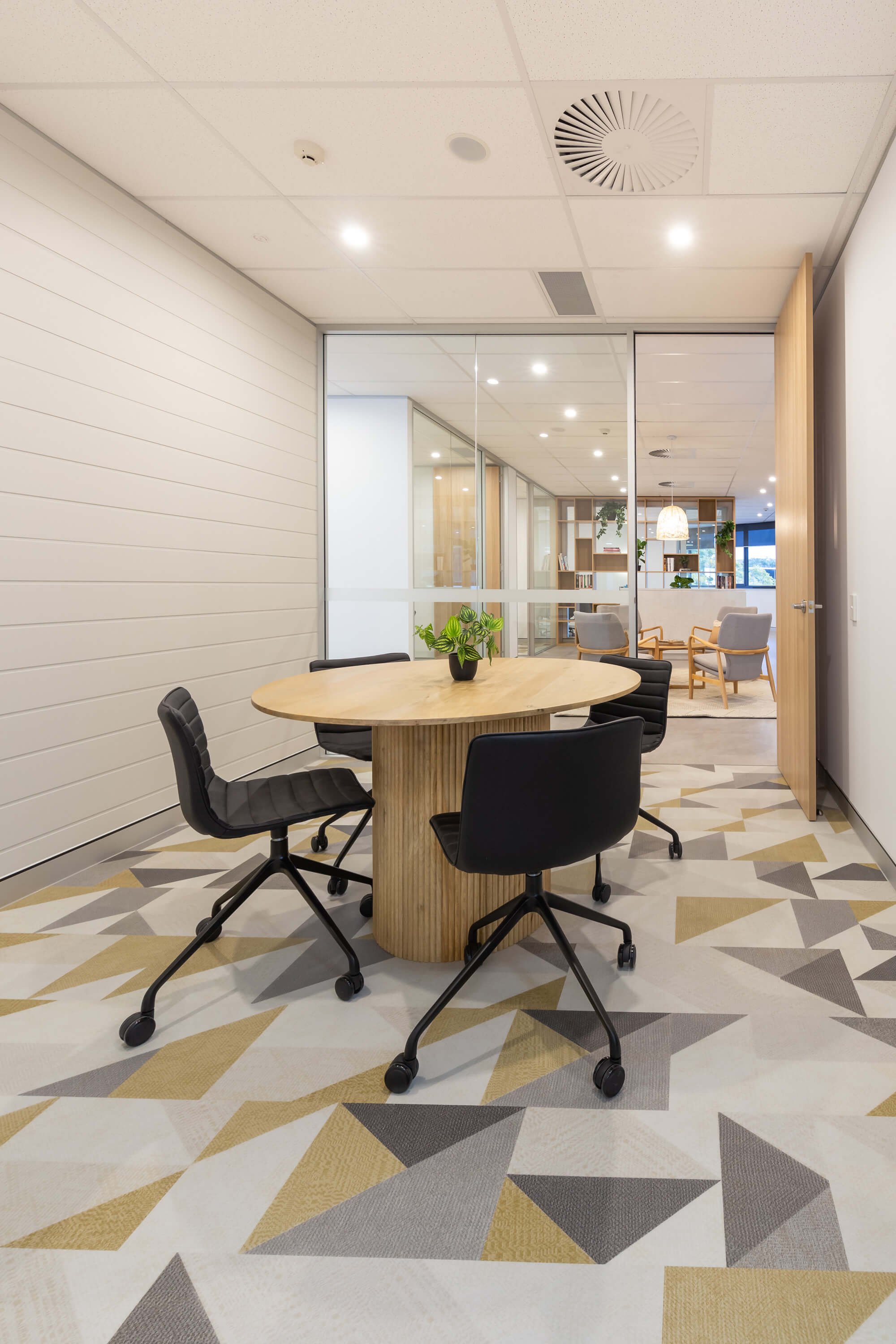 speculative-office-interior-design-2-gardner-close-L2-T2-sofia-design-004.jpg