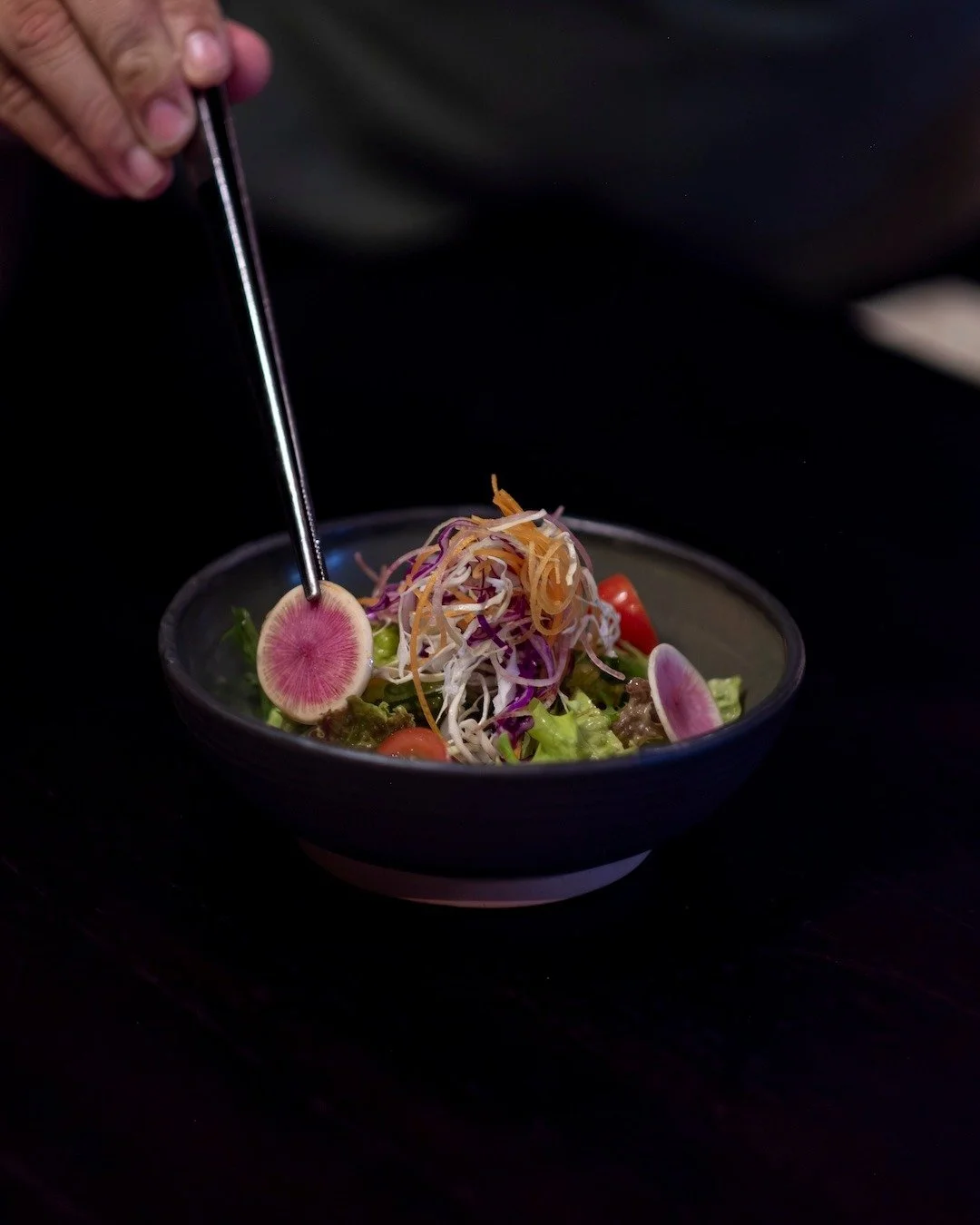 Light, crisp, and quietly elegant &mdash; the salad at MORI is freshness redefined. A perfect prelude to your teppan journey, where texture meets balance in every bite. 🌿✨ #UbudEats #APerfectBite

www.moriubud.com
wa. ‪+6288211566925‬
&mdash;&mdash;