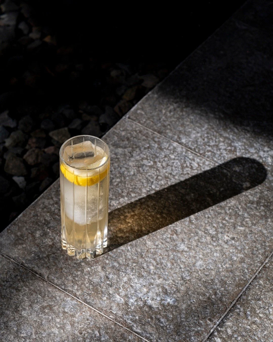 Smoke, spirit, and subtle complexity&mdash;CLASSIC HIGHBALL 🌙 Every cocktail at Mori is designed to complement the rhythm of the teppan, only at Mori Teppanyaki Ubud.

www.moriubud.com
wa. ‪+6288211566925‬

#ubud #bali #moriubud #cocktailtime #ubudb