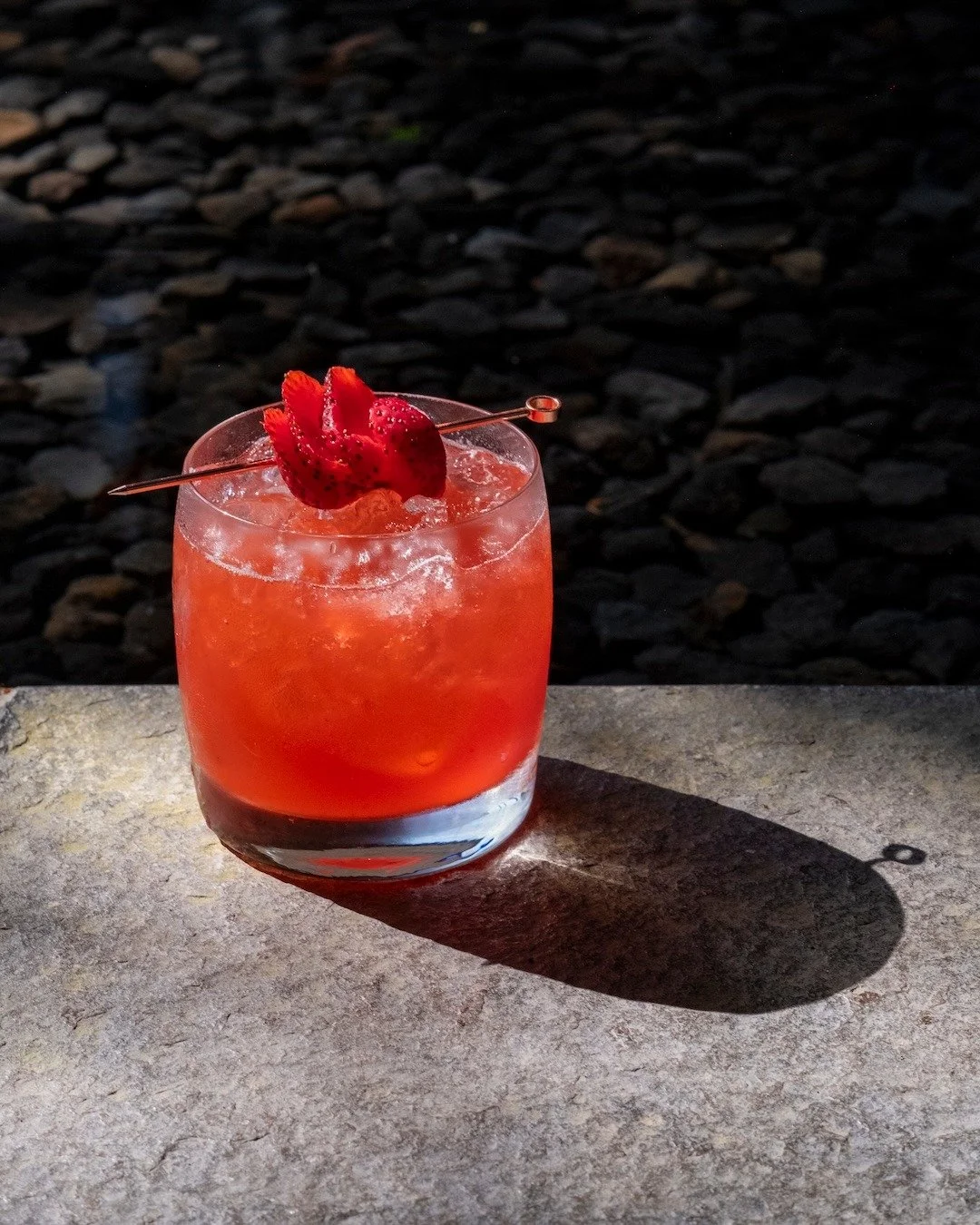 Fresh strawberries, cooling mint, and a touch of yuzu sunshine. 🍓🌿 ICHIGO balances citrus brightness with soft floral notes and gentle effervescence &mdash; refreshing from the very first sip to the last. Perfect beside the teppan fire. ✨

www.mori