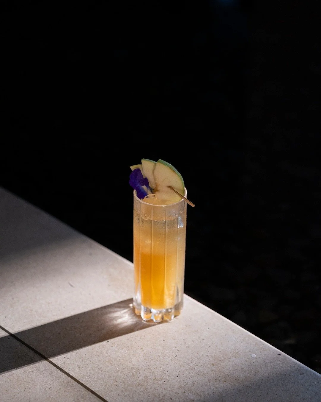 Light, crisp, and effortlessly refreshing.

The RINGO CHUHAI brings together sweet potato shochu, carbonated apple water, and a touch of ginger syrup for a cocktail that is both delicate and complex. A modern take on a beloved Japanese highball, craf