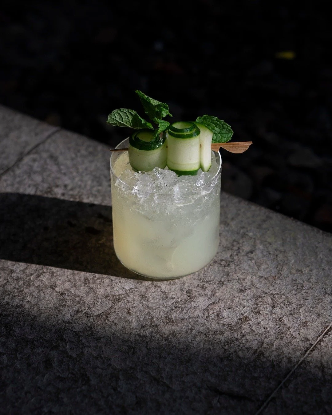 Summer in a glass. 🍋🌿

Fresh cucumber, bright lemon, mint leaves, and a touch of sweetness &mdash; cool, zesty, and super refreshing.

MORIJITO. Think sitting somewhere sunny with a cool breeze and absolutely nothing on your to-do list.

That kind 