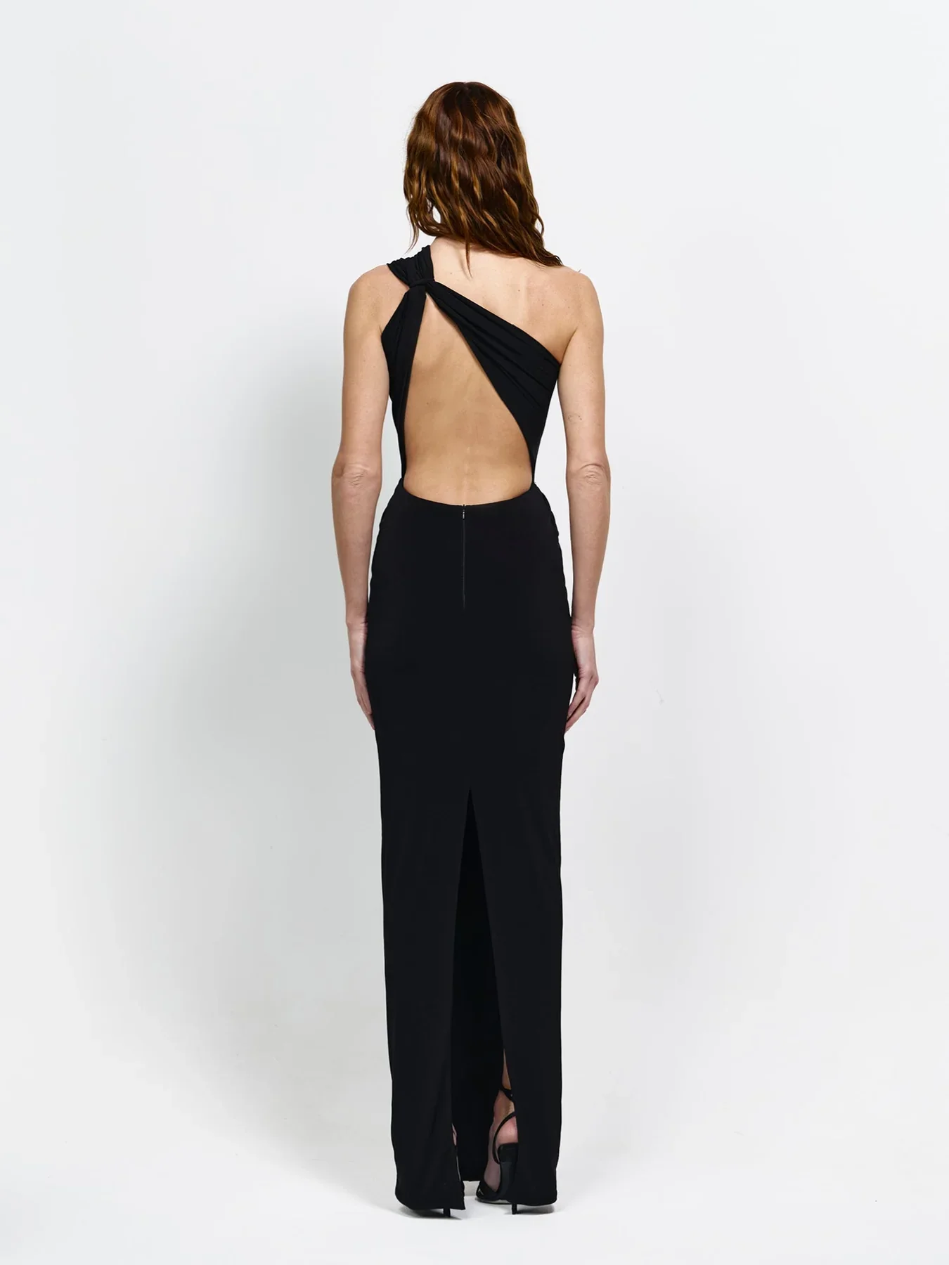 atlas-gown-black-123044_1800x1800.jpg.webp
