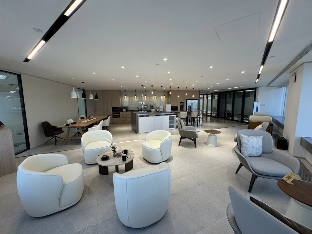 The Center Serviced Offices - 4.jpeg